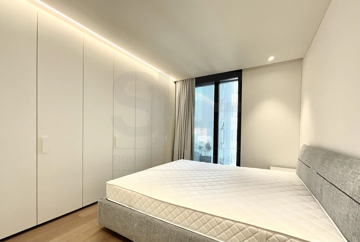 MASSAGNO - LOCATION DE LUXUEUX APPARTEMENTS 2.5 PIÈCES - Photo 3 sur 9