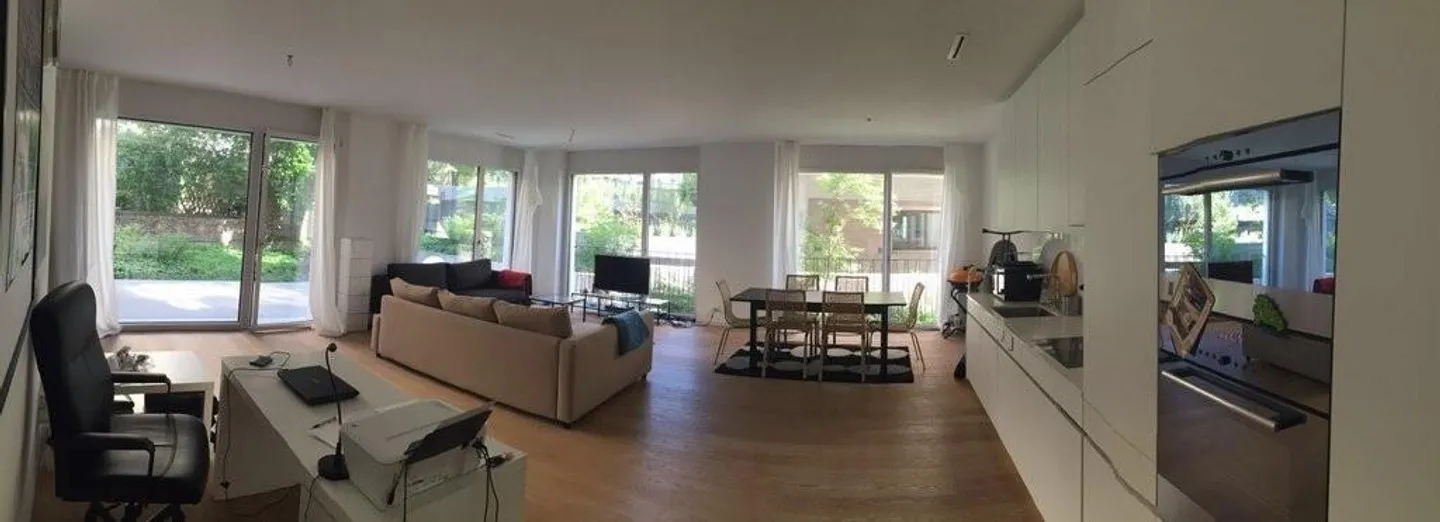 Bella abitazione in una posizione redditizia nel quartiere di Enge - Foto 3 di 10