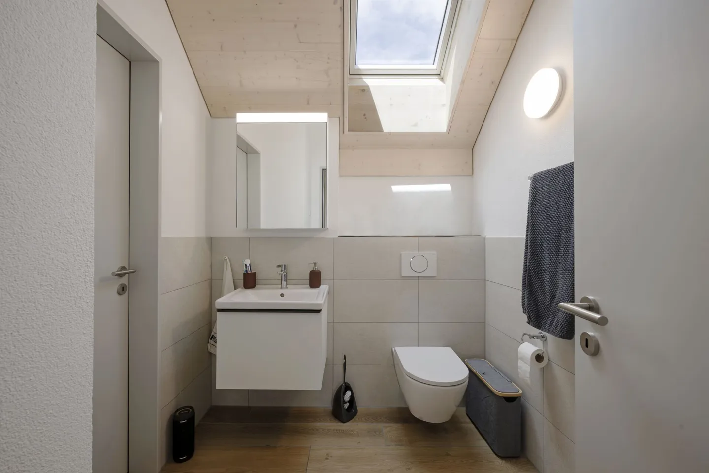 Charmante 2.5 Zimmer Wohnung - Foto 3 von 11