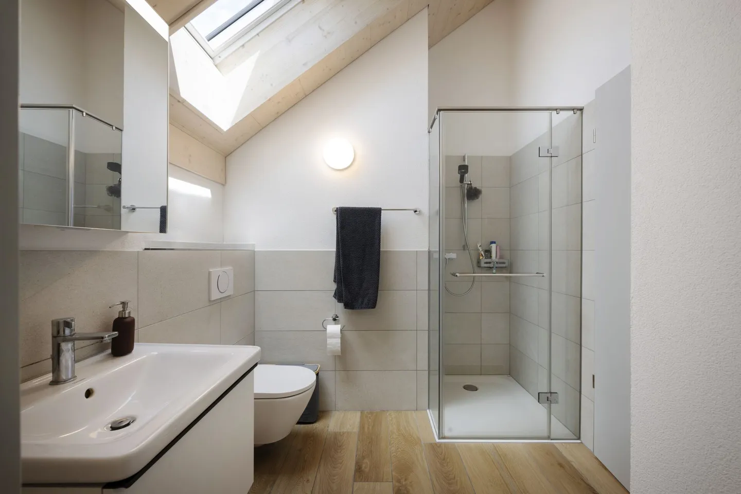 Charmante 2.5 Zimmer Wohnung - Foto 4 von 11