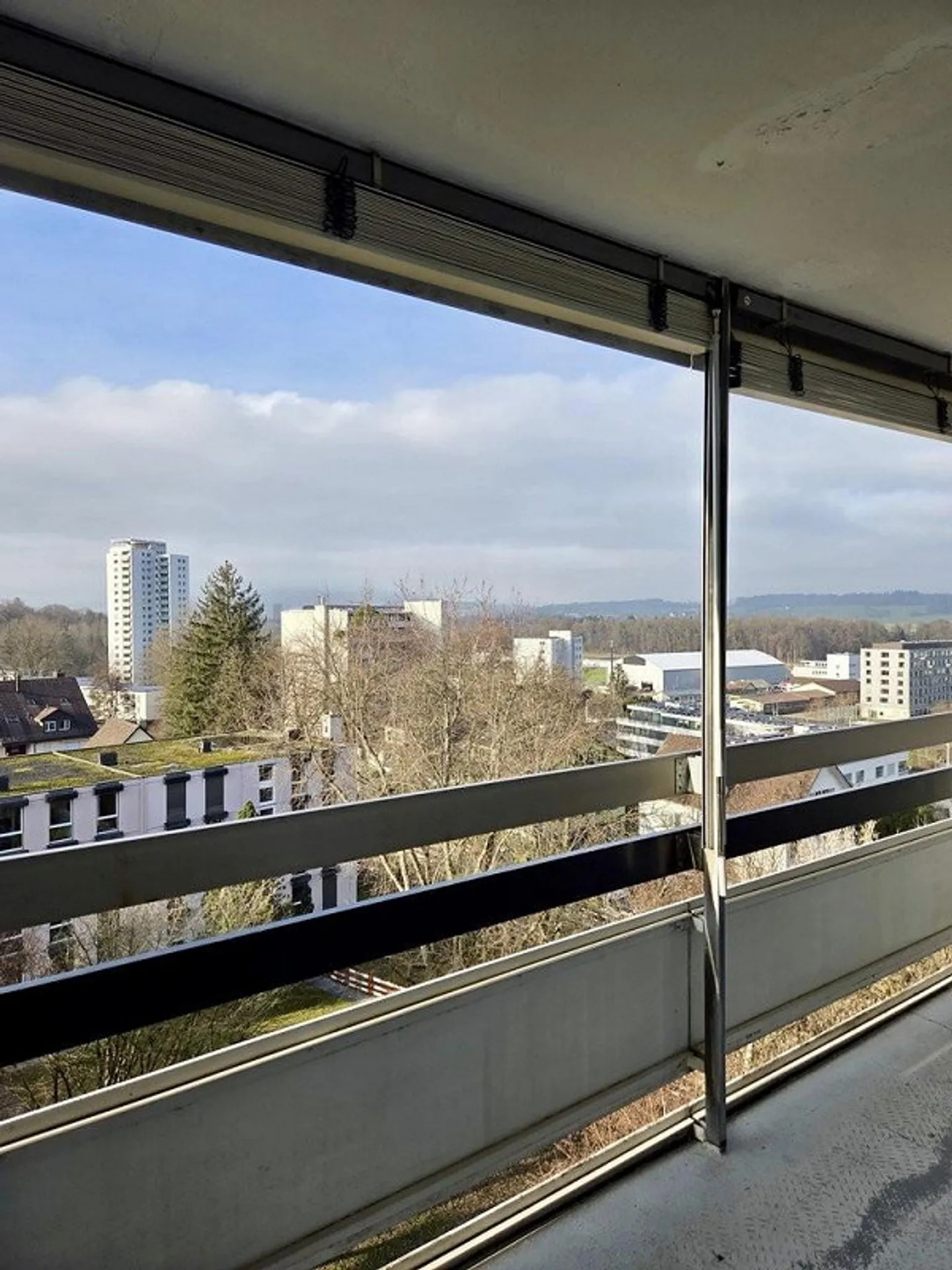 LOUER SANS CAUTION - Appartement spacieux de 3,5 pièces à Affoltern - Photo 2 sur 7