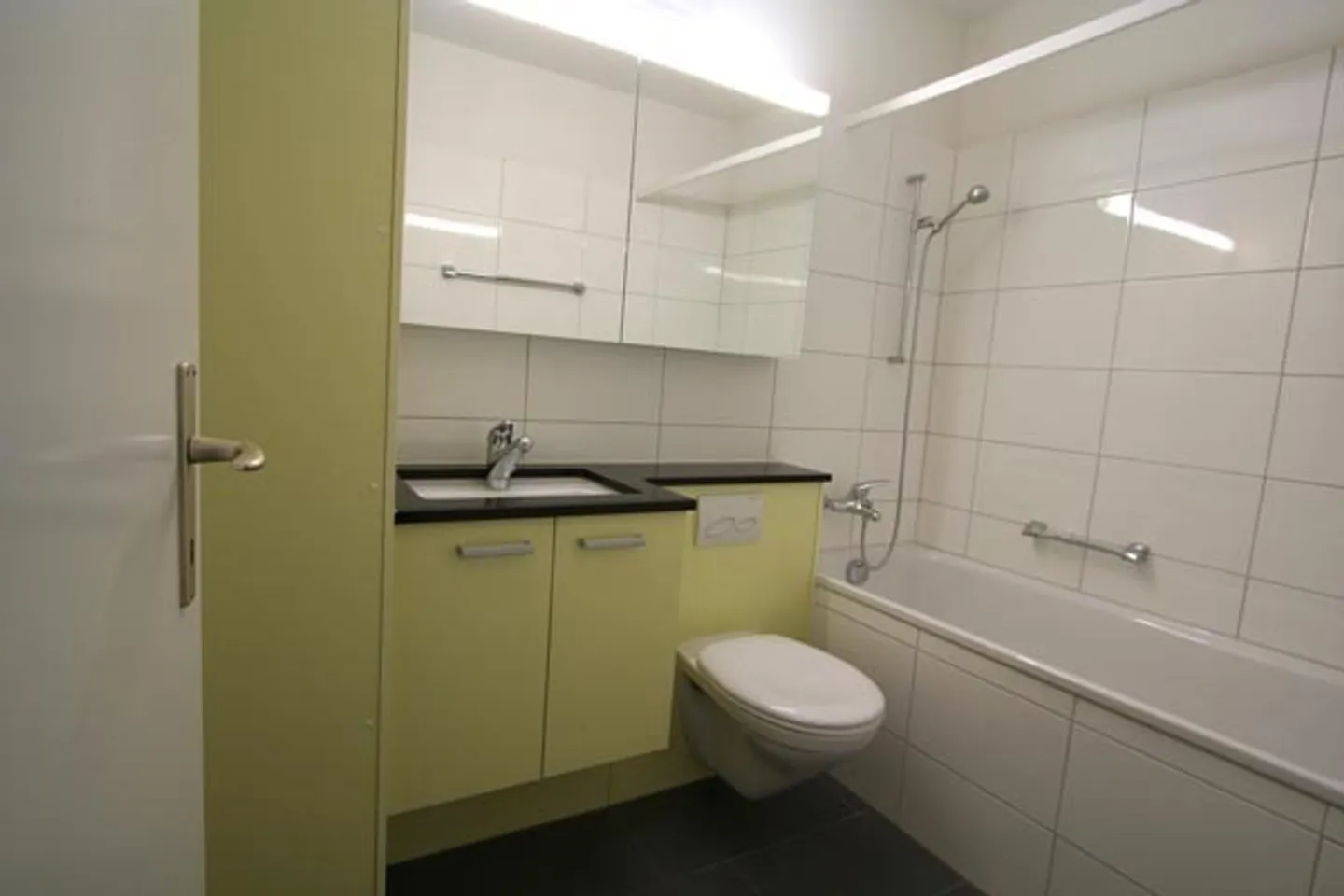 Geräumige Wohnung am Zürichsee - Foto 3 von 5