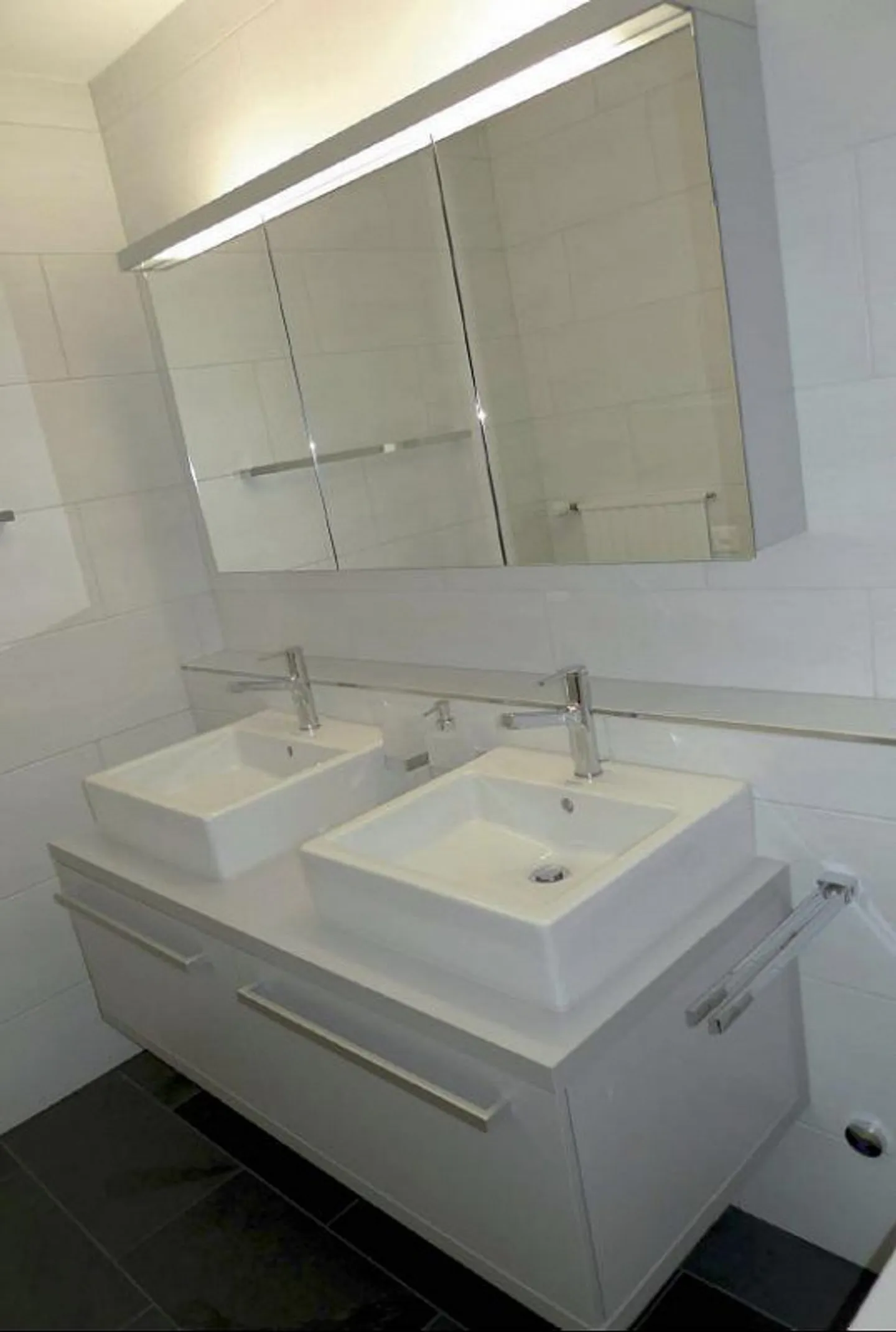 4 Zimmerwohnung im Herzen von Glarus - Foto 2 von 5