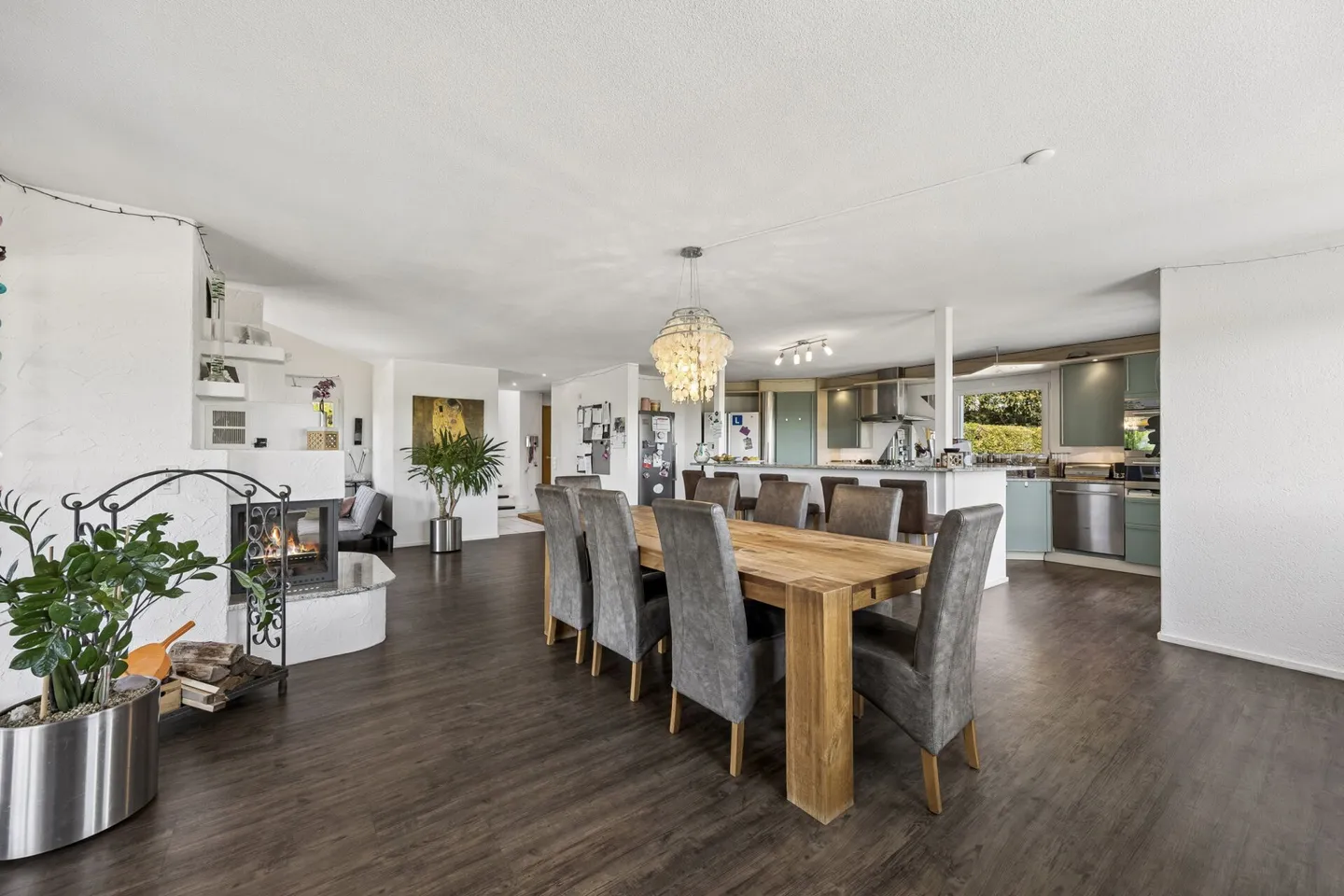 Freistehendes Einfamilienhaus mit Alpenblick - Foto 3 von 14