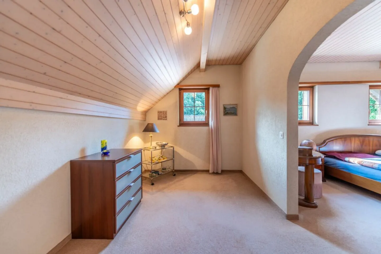 A Manor House Full of Possibilities - Living and Business Under One Roof - Photo 18 of 42