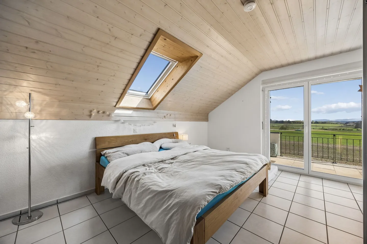 Freistehendes Einfamilienhaus mit Alpenblick - Foto 8 von 14