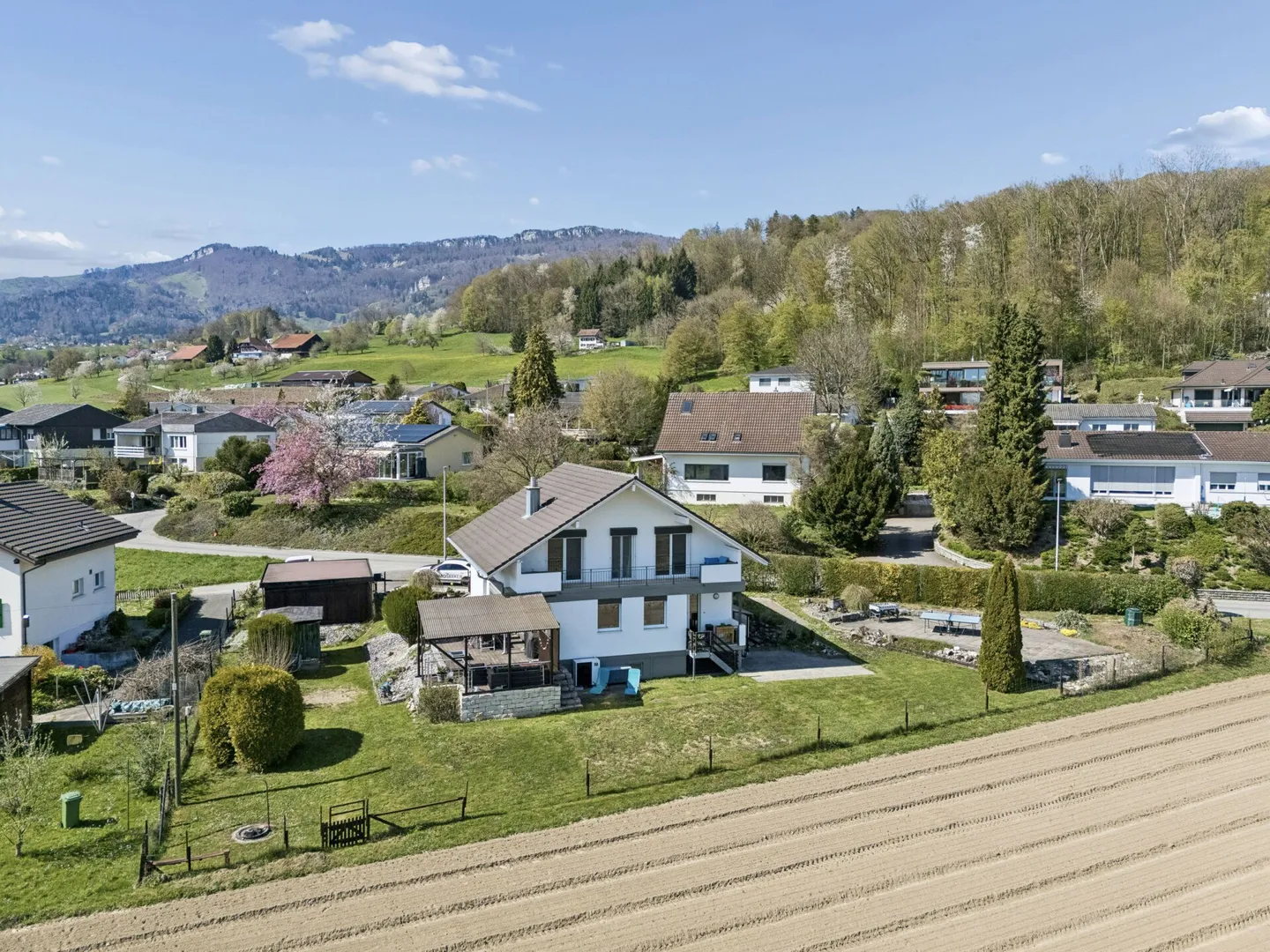 Freistehendes Einfamilienhaus mit Alpenblick - Foto 11 von 14
