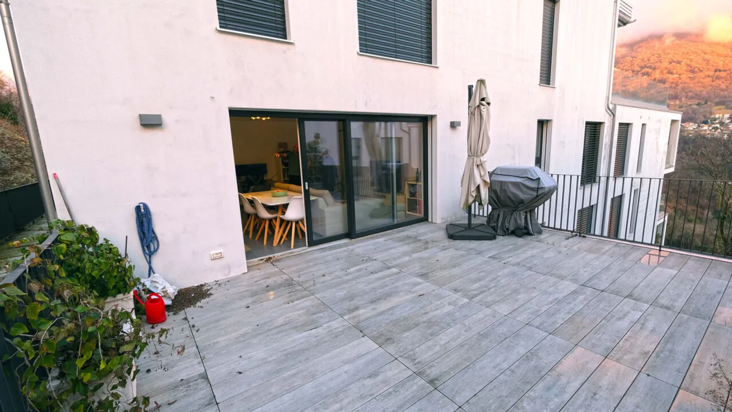 Appartamento 2,5 locali con grande terrazza - Foto 6 di 13