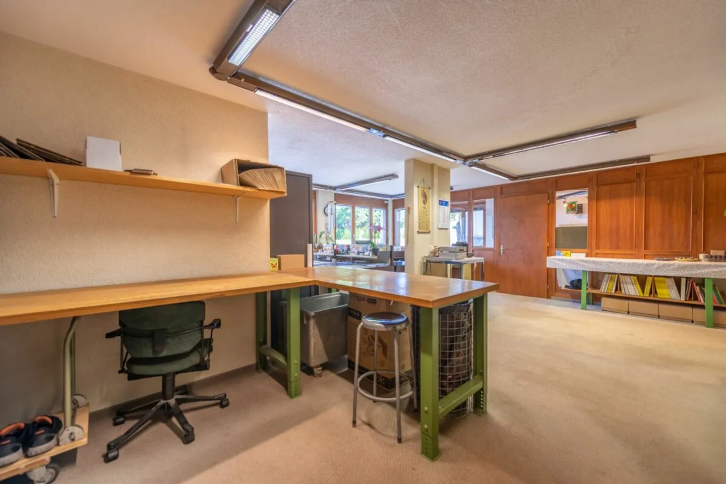 A Manor House Full of Possibilities - Living and Business Under One Roof - Photo 26 of 42