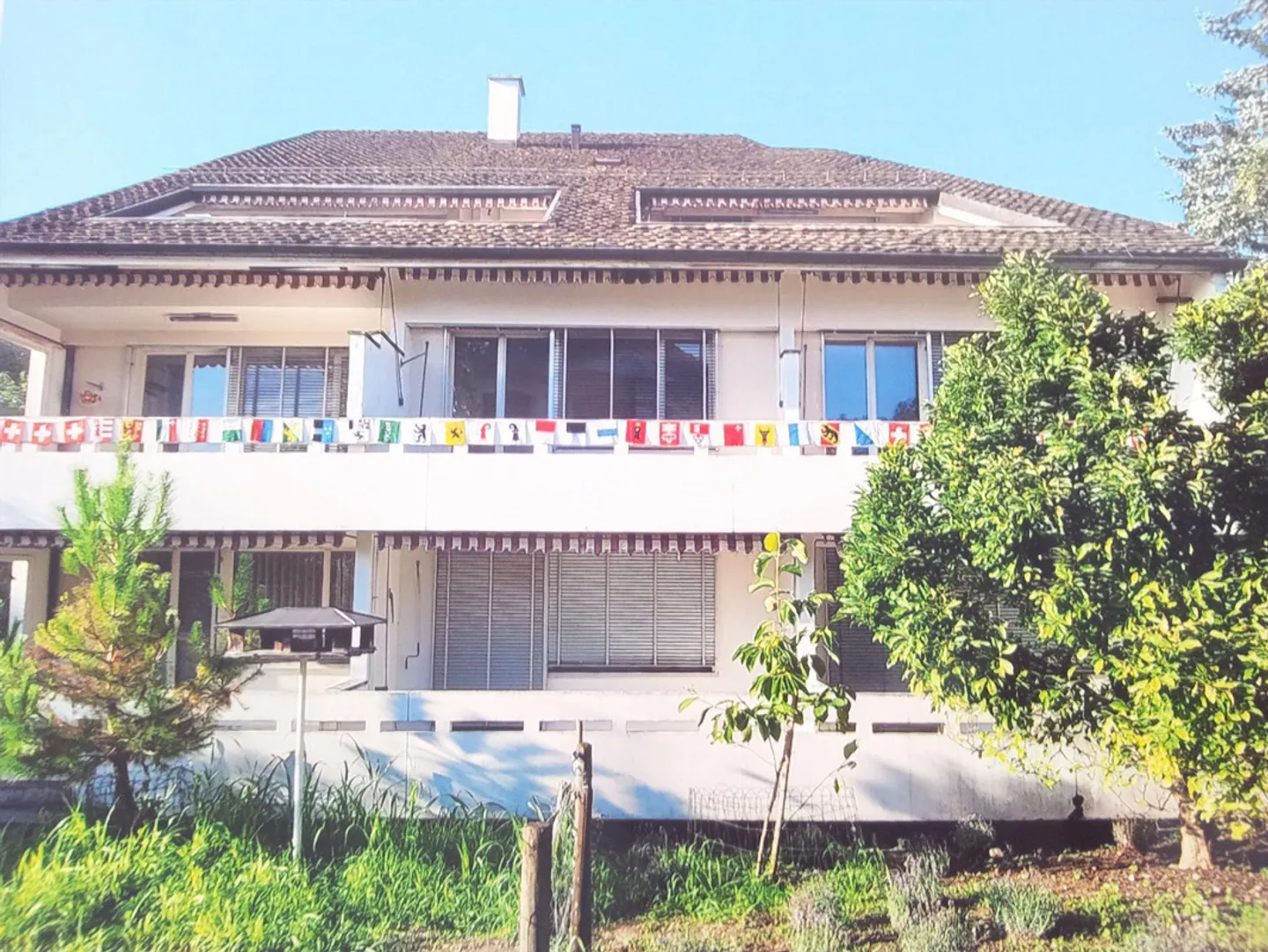 PROPRIETÀ INDIPENDENTE: VILLA O PROPRIETÀ A 3 GENERAZIONI VICINO AL BOSCO - Foto 1 di 23
