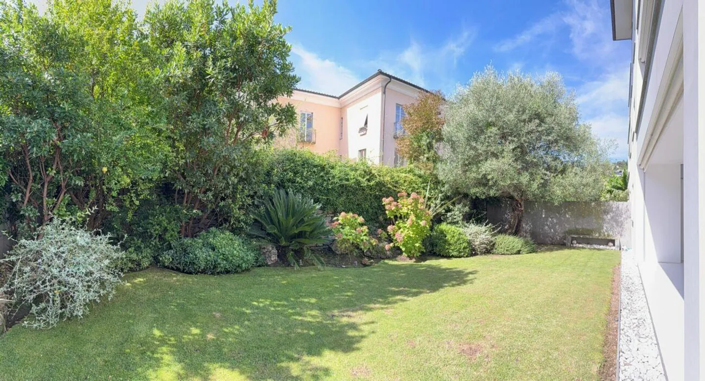 Ascona - Appartement 3.5 pièces de plus haut standing dans l'historique O... - Photo 2 sur 14