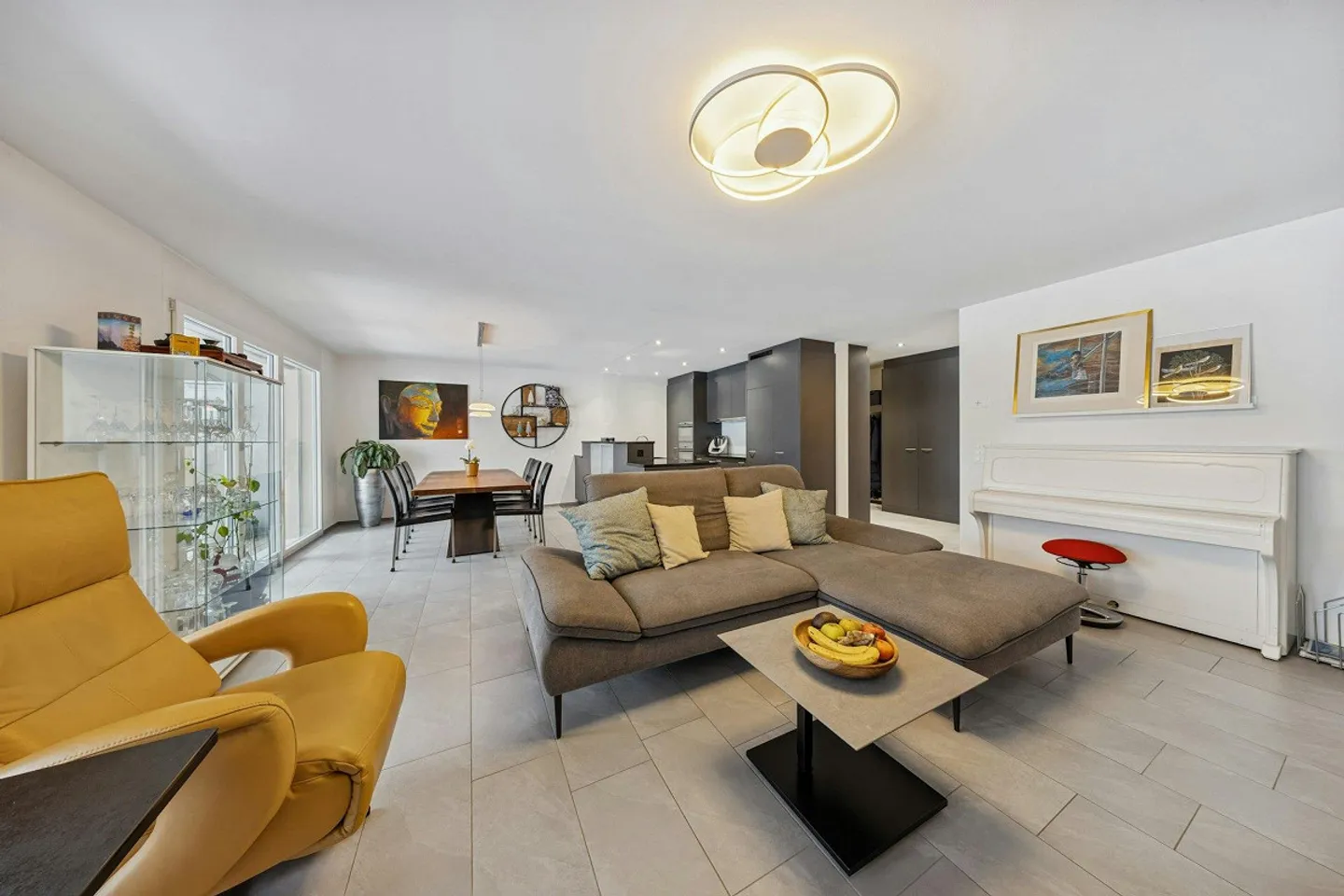 Dreamlike Maisonette with a View of the Green - Photo 1 of 10