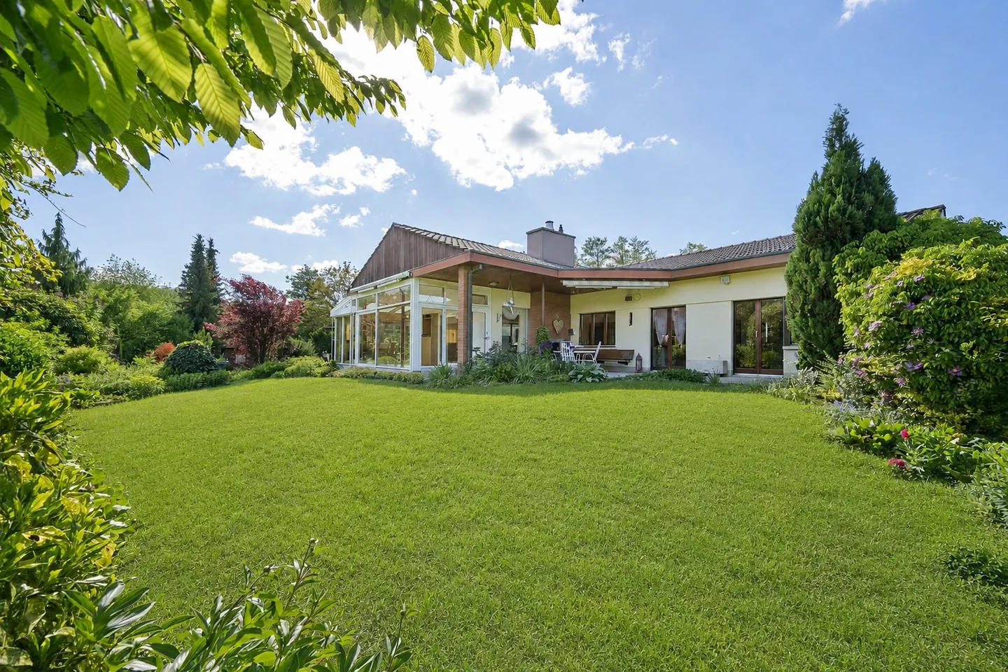 Villa Charmante avec Terrain Spacieux - Photo 1 sur 5