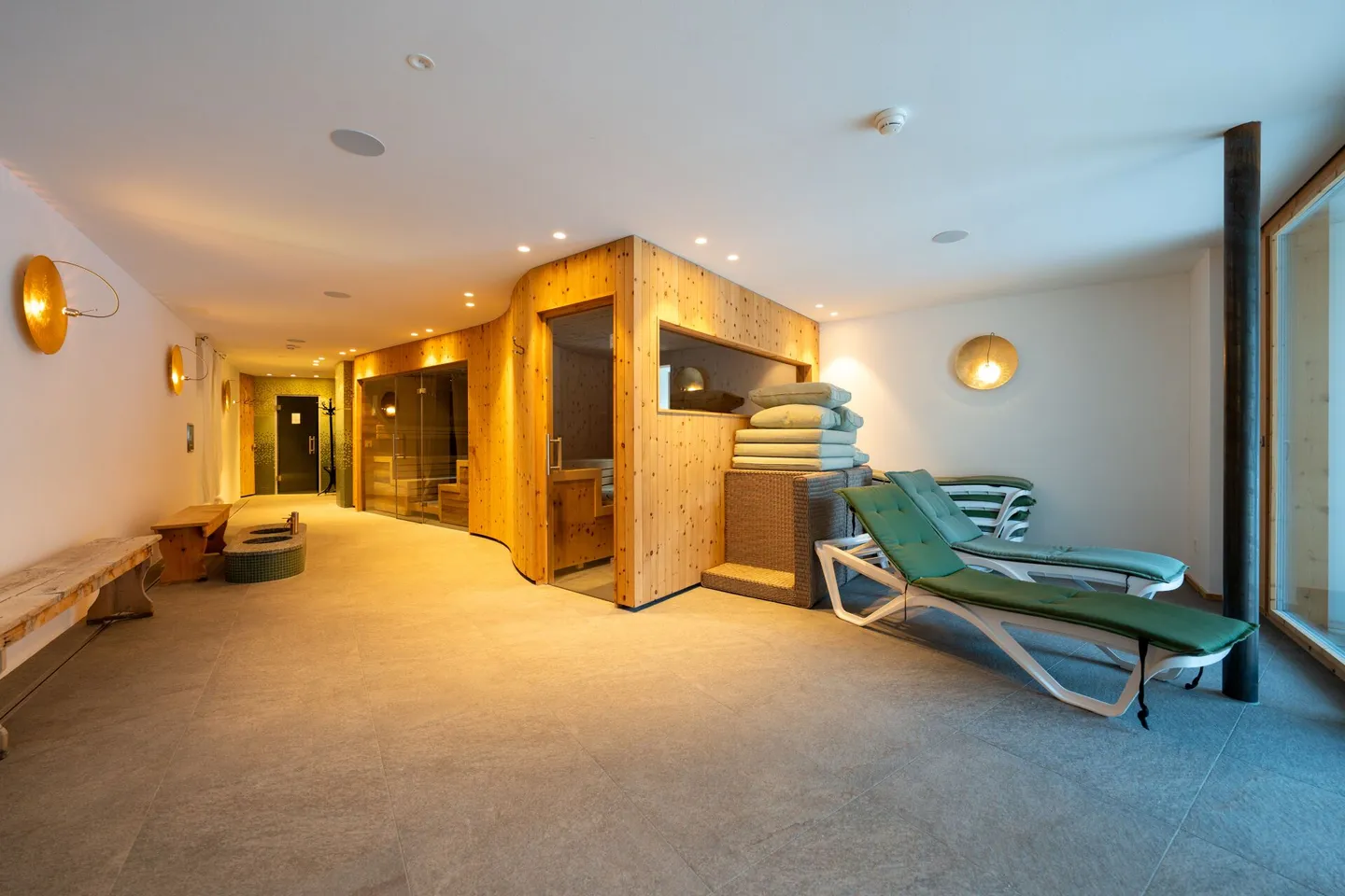 Boutique Hotel in S-Charl - Photo 4 of 5