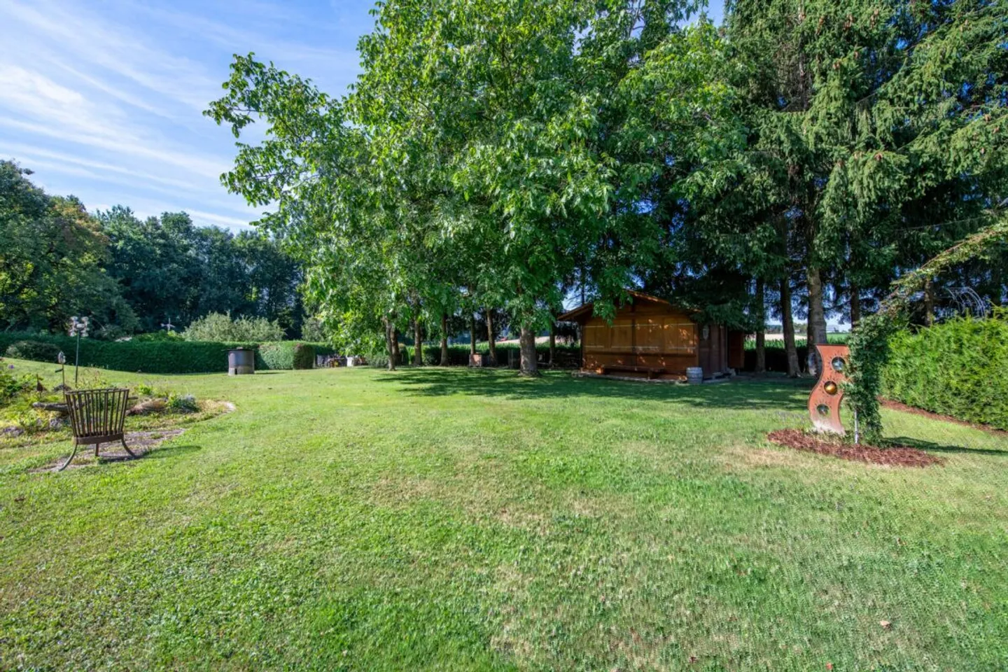 A Manor House Full of Possibilities - Living and Business Under One Roof - Photo 34 of 42