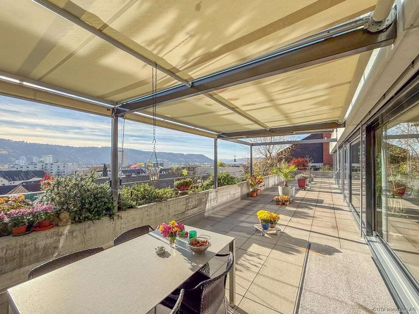 Exklusive Terrassenwohnung mit Aussicht - Foto 4 von 8