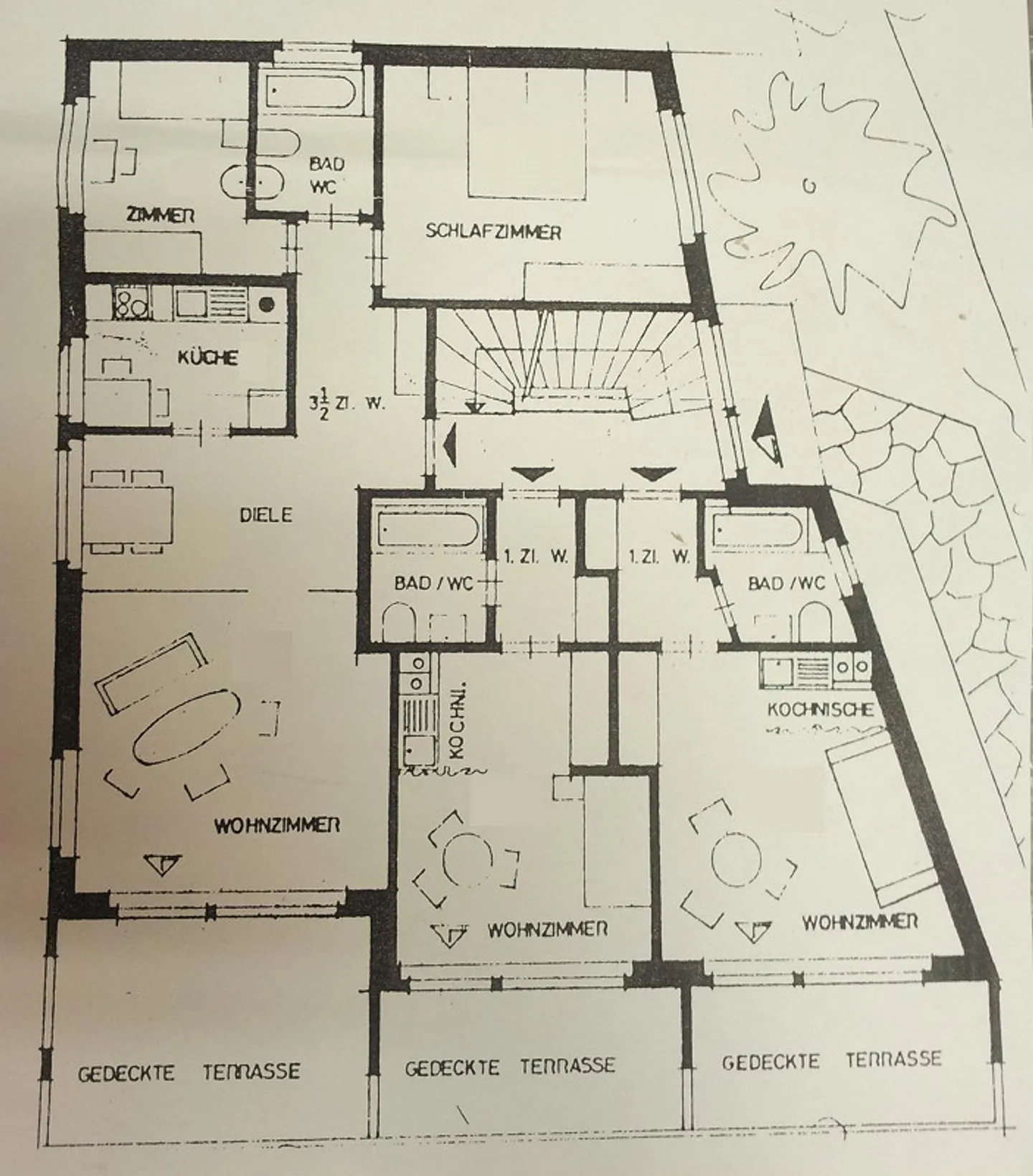 PROPRIETÀ INDIPENDENTE: VILLA O PROPRIETÀ A 3 GENERAZIONI VICINO AL BOSCO - Foto 23 di 23