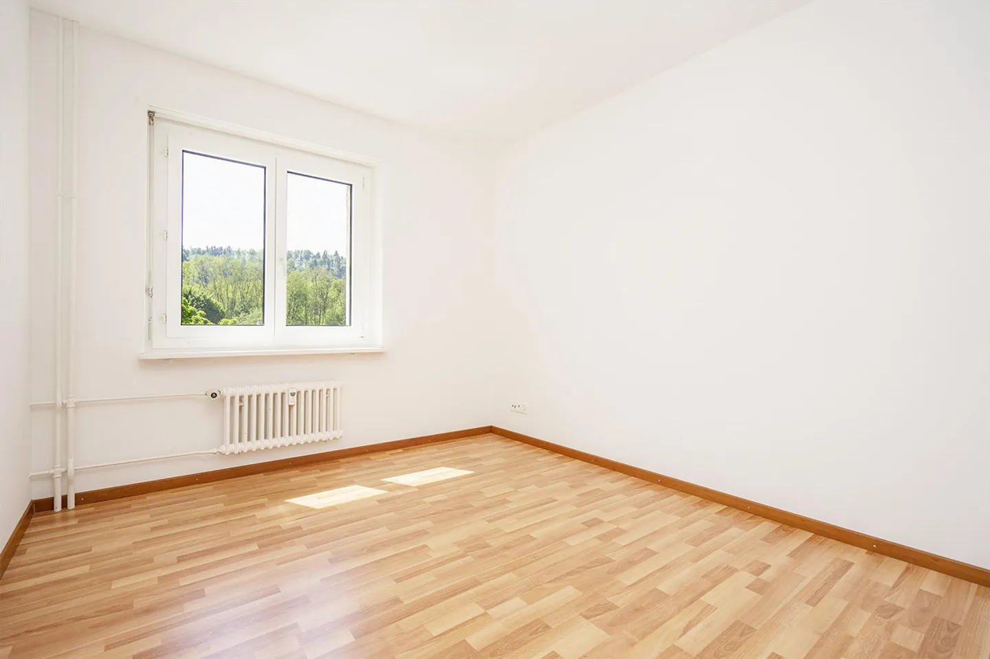 Dream apartment desired? Here your apartment search ends! - Photo 2 of 7