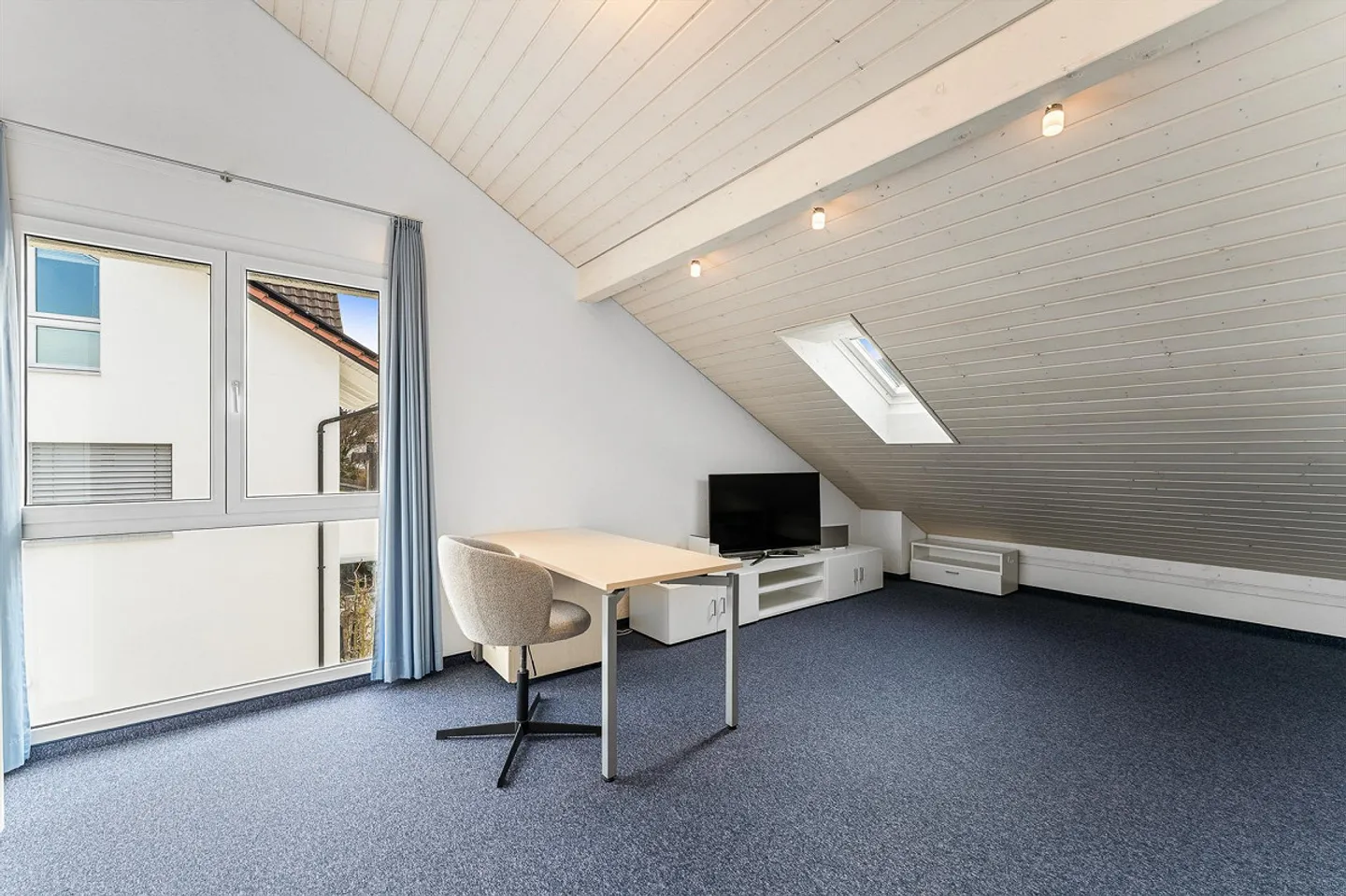 Maison familiale dans un emplacement ensoleillé et central - Photo 11 sur 14