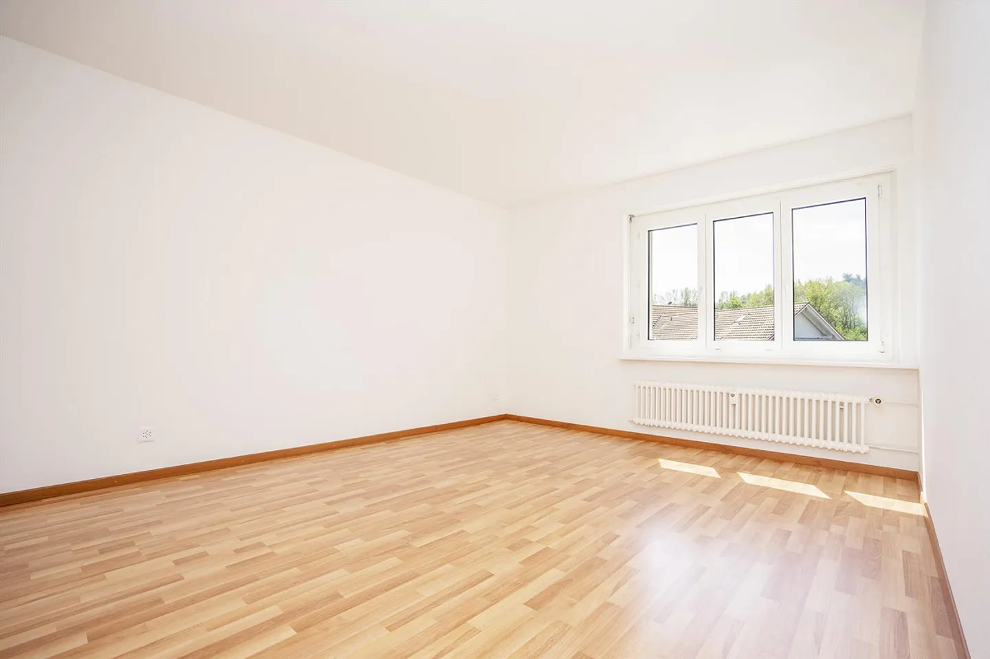 Dream apartment desired? Here your apartment search ends! - Photo 3 of 7