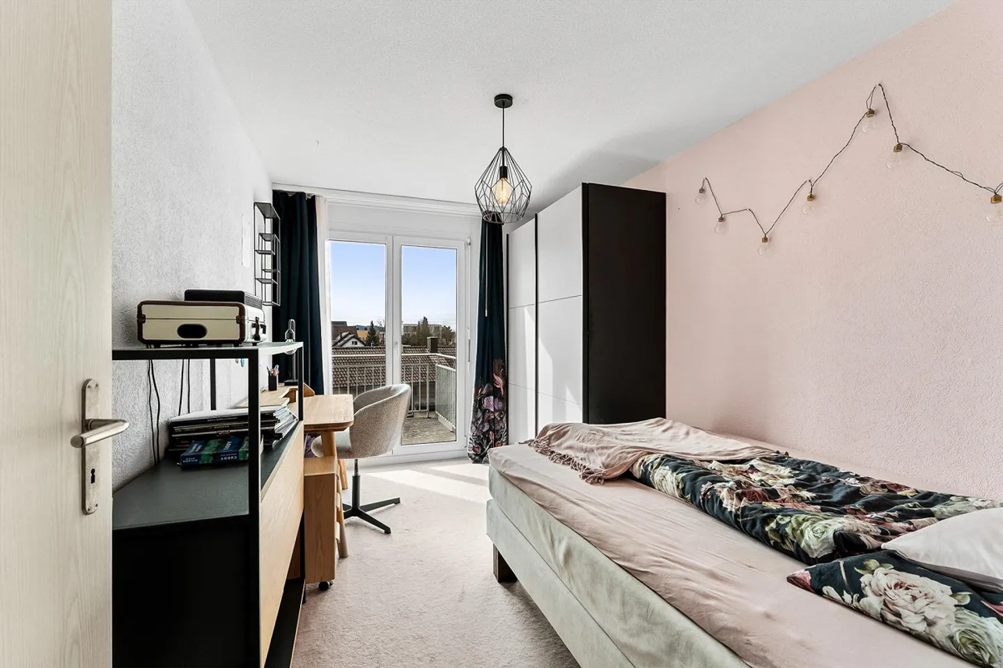 Maison familiale dans un emplacement ensoleillé et central - Photo 8 sur 14