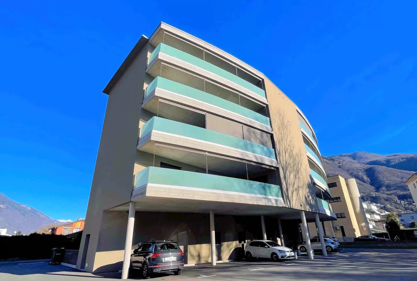Apartment with large covered terrace in a convenient and quiet area - Photo 4 of 19