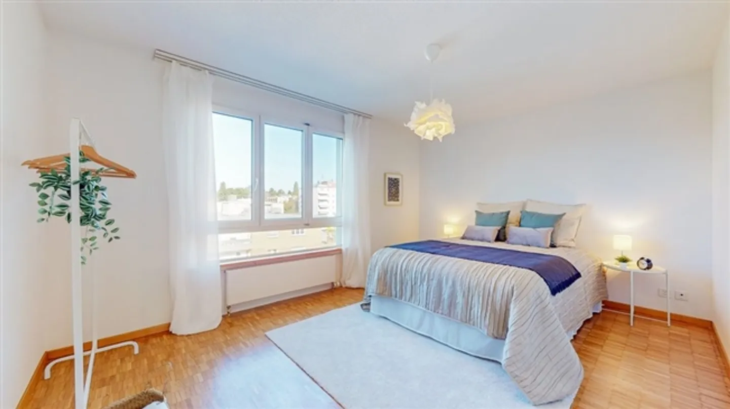 5.5-room apartment with fireplace for your family - Photo 3 of 8