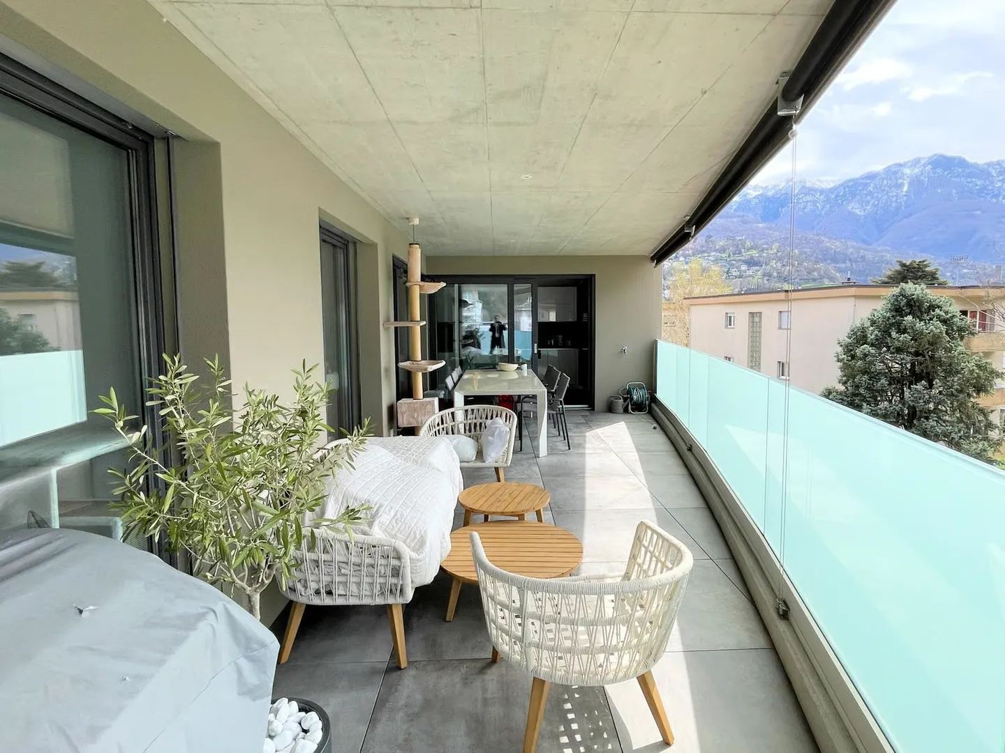 Apartment with large covered terrace in a convenient and quiet area - Photo 19 of 19