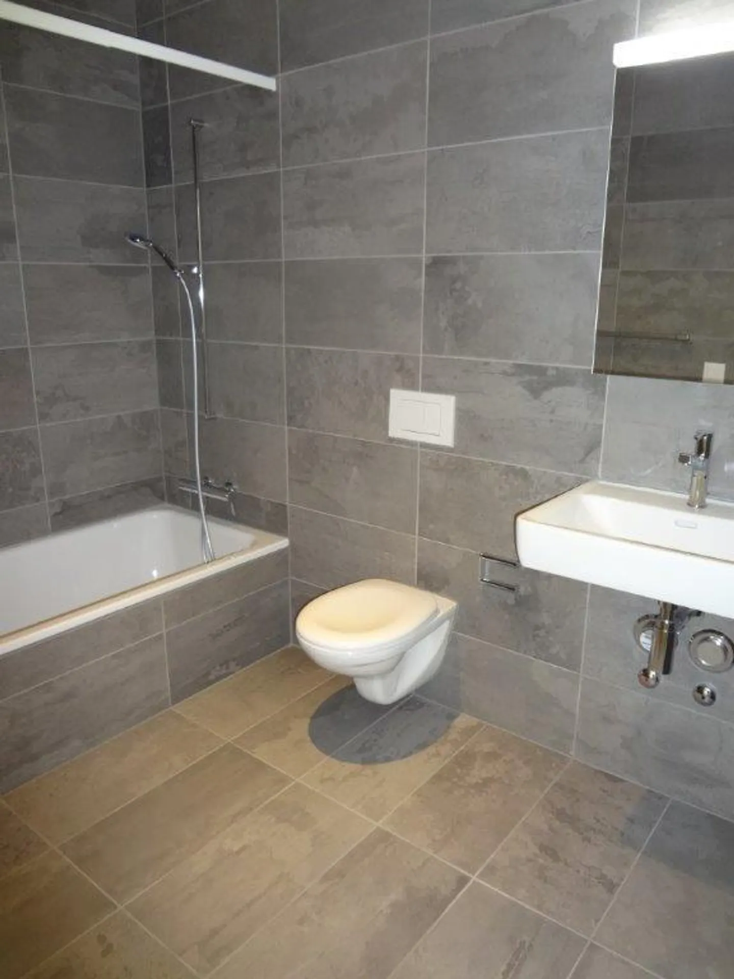 Charmante Wohnung mit Aareblick - Foto 4 von 8