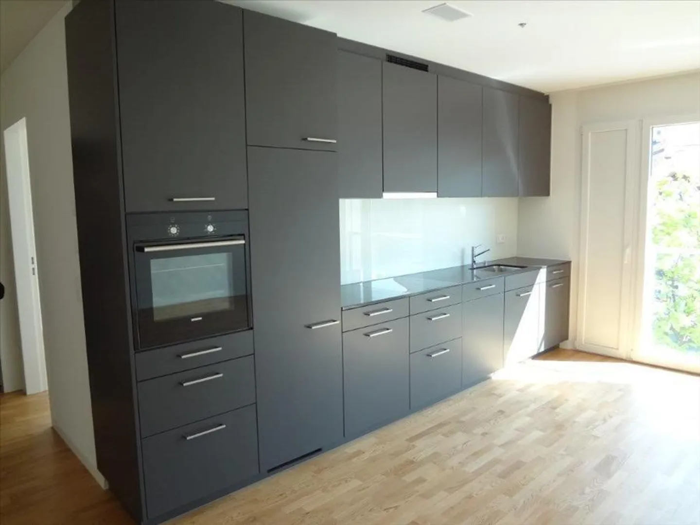 Charmante Wohnung mit Aareblick - Foto 3 von 8