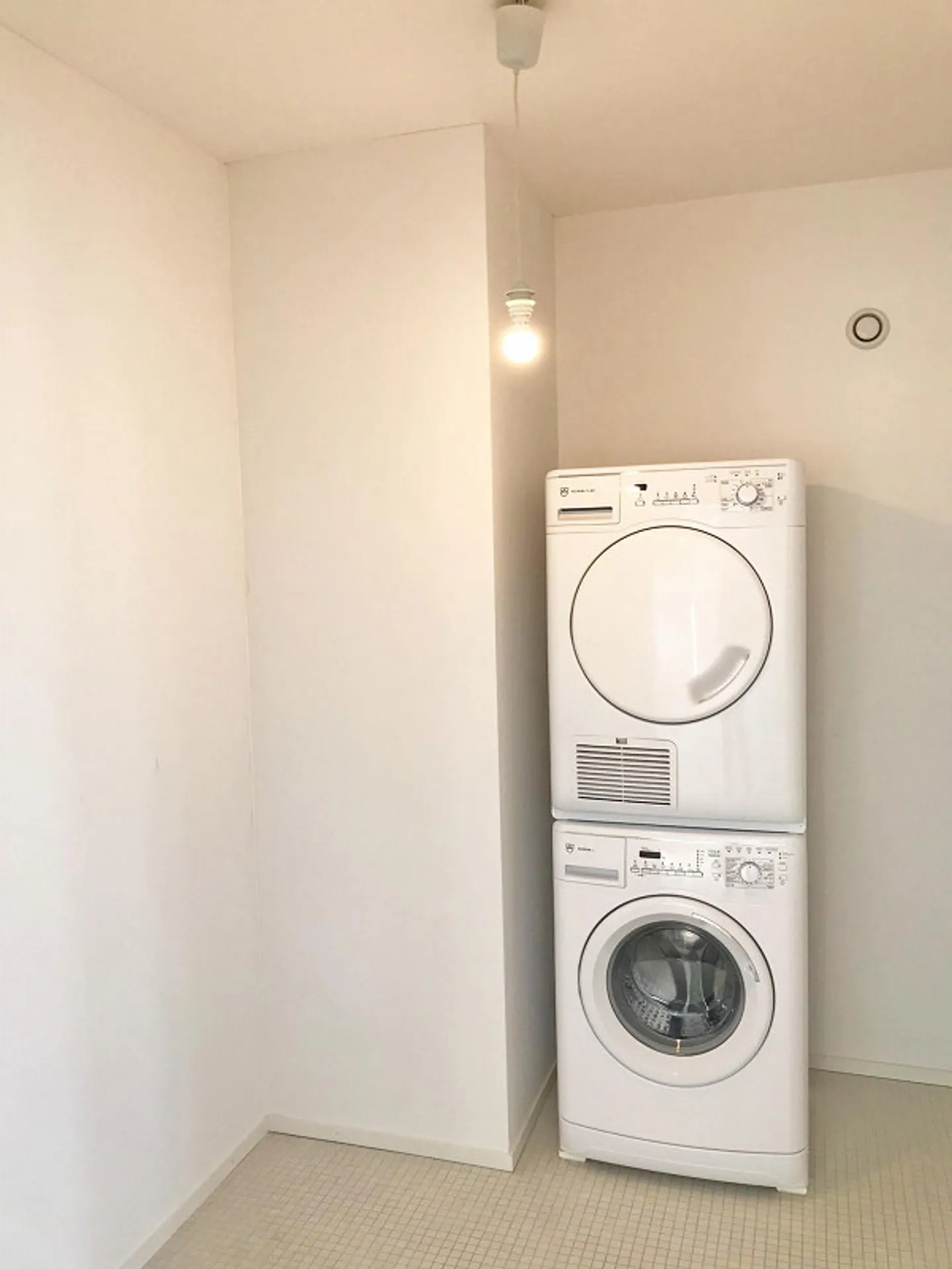 Appartement Attique Moderne avec Vue - Photo 11 sur 13