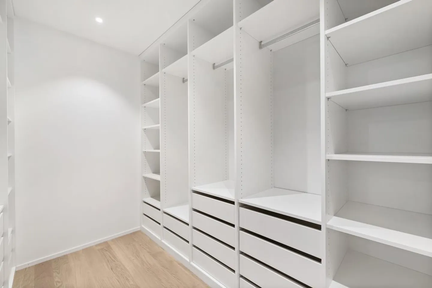 Stilvoll wohnen in Binningen - Foto 9 von 9