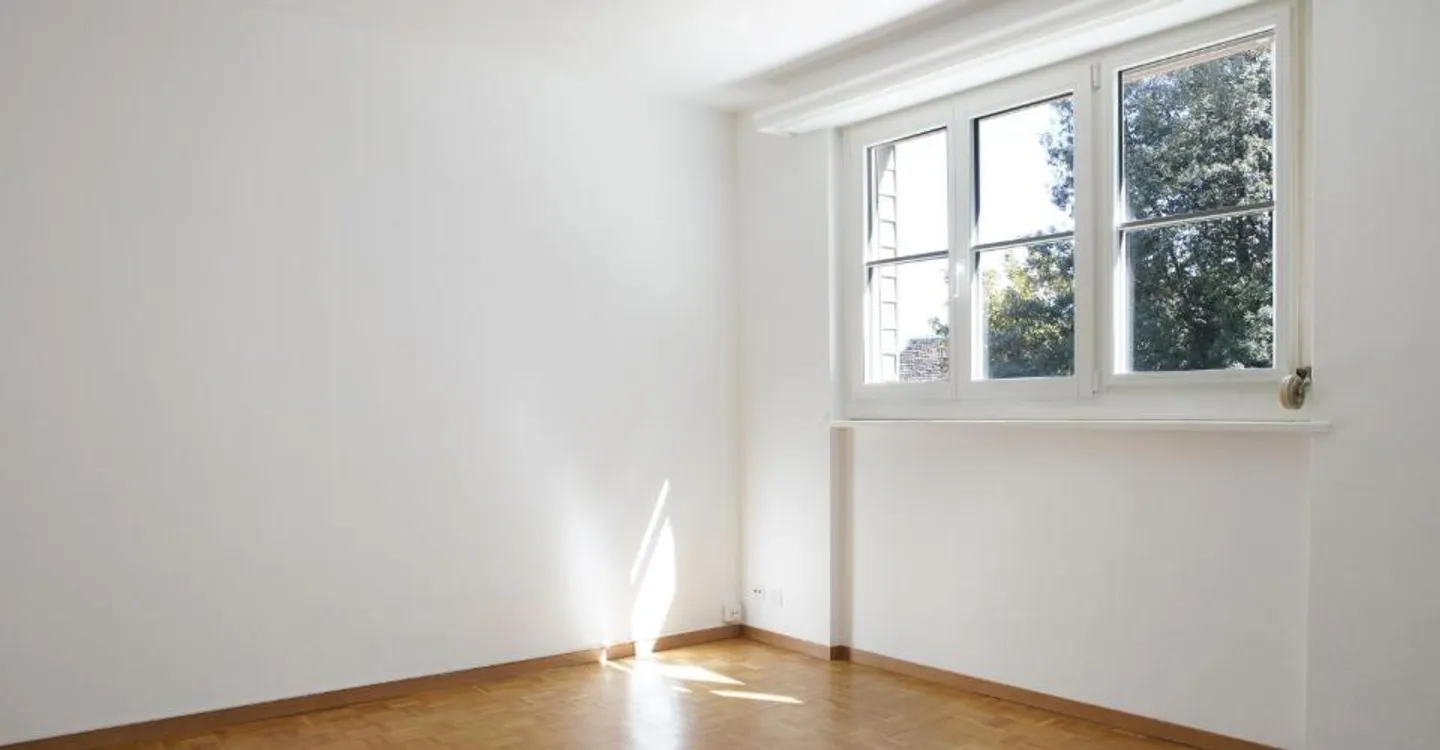 Cozy Studio with Kitchenette - Photo 1 of 5