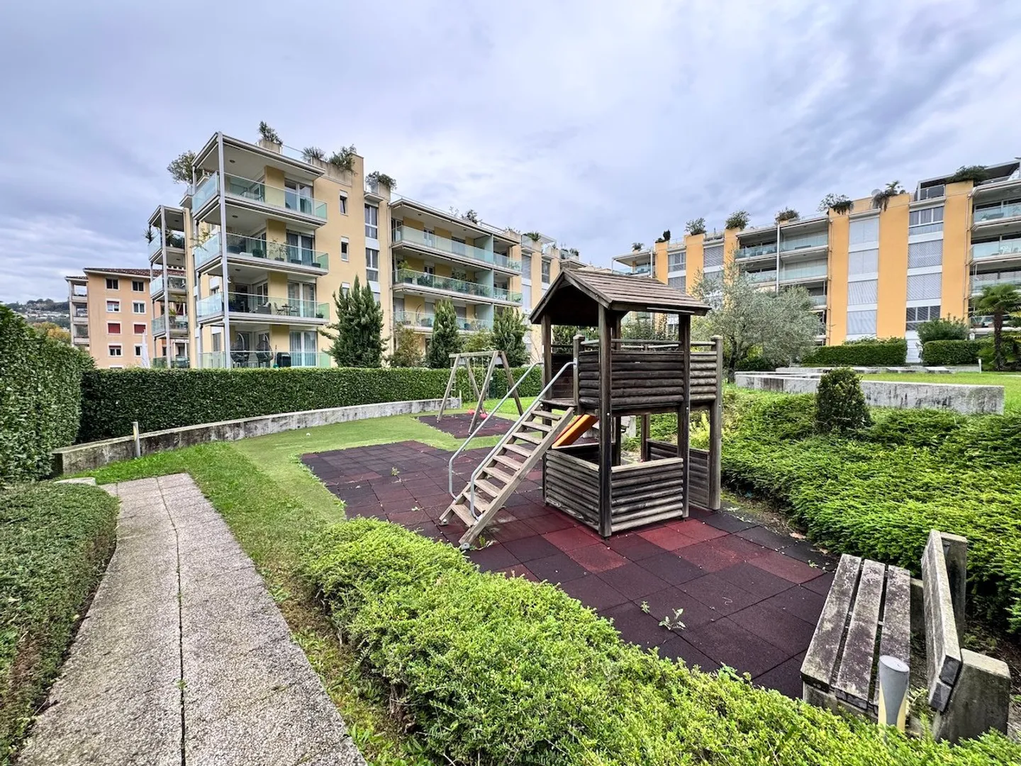 Ampio appartamento di 3,5 locali con giardino - Foto 15 di 15