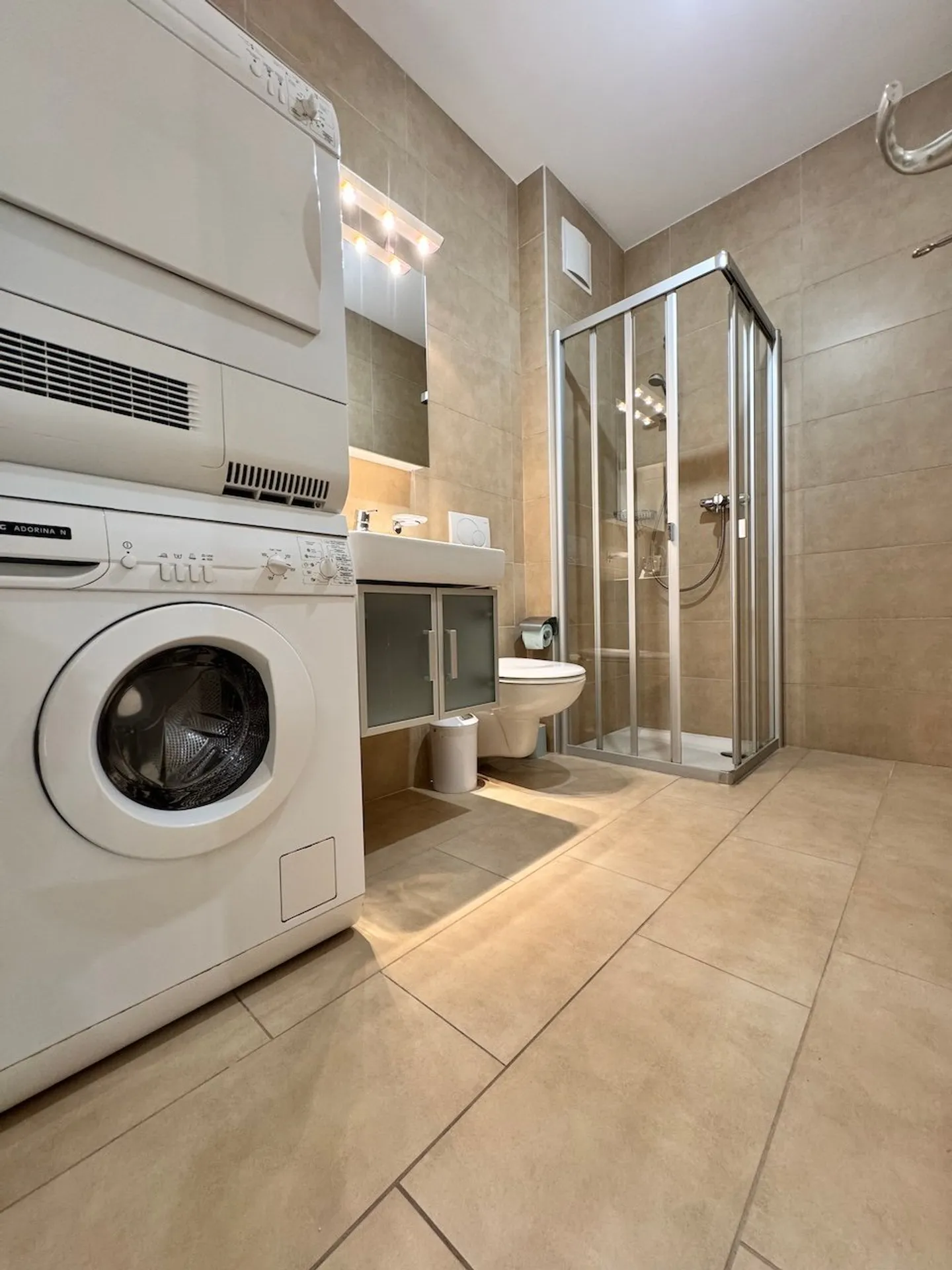 Ampio appartamento di 3,5 locali con giardino - Foto 11 di 15