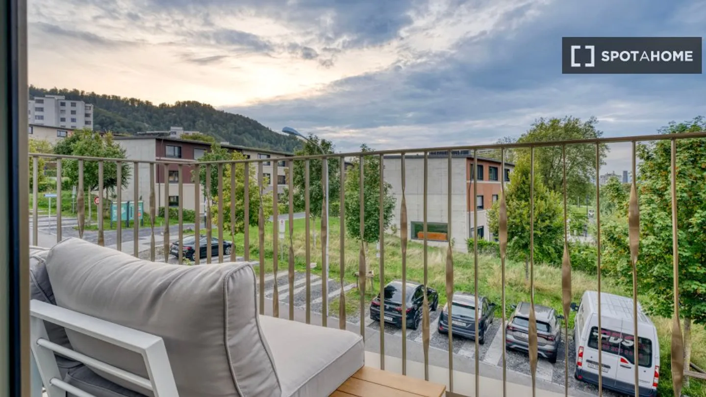 Discover, visit, and rent your new home online with complete confidence. - Photo 4 of 10