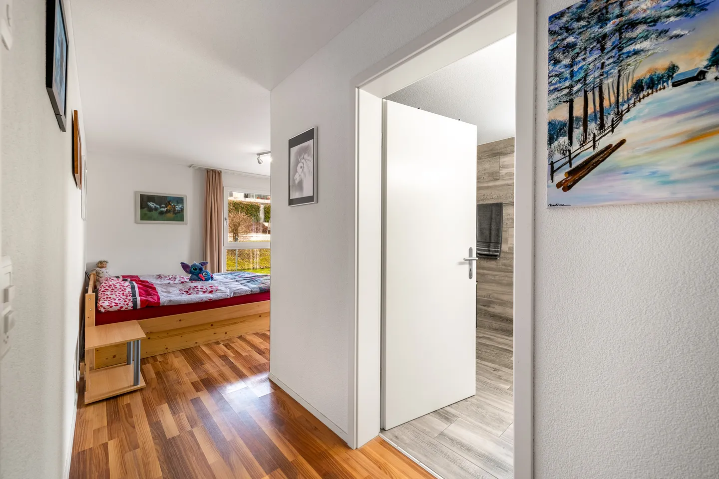 Appartement de jardin moderne 4.5 pièces avec véranda et espace jardin - Photo 5 sur 8