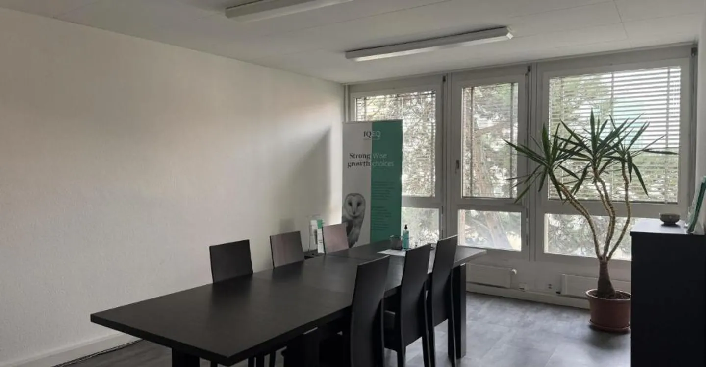 Commercial Space in PAV Area - Photo 2 of 4