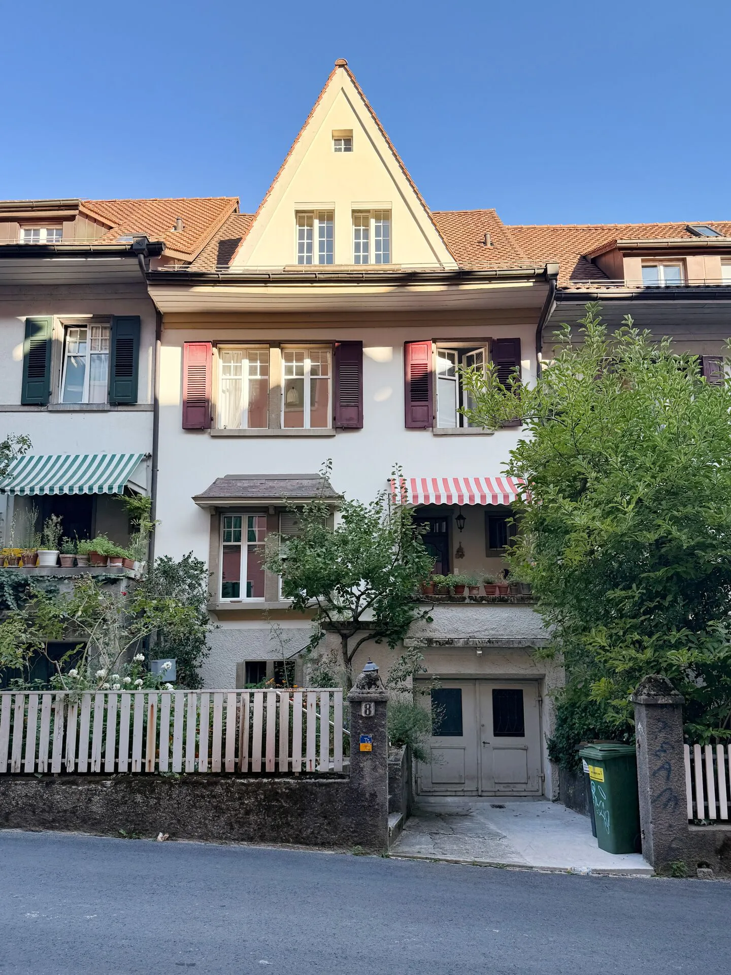 Charmantes Reihenhaus in Bern - Foto 1 von 6