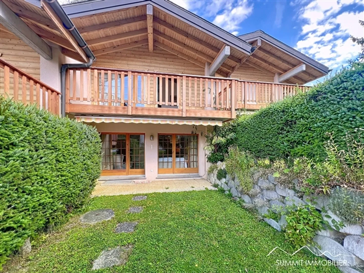 Intero chalet disponibile per affitto tutto l'anno a Crans-Montana - Foto 11 di 12