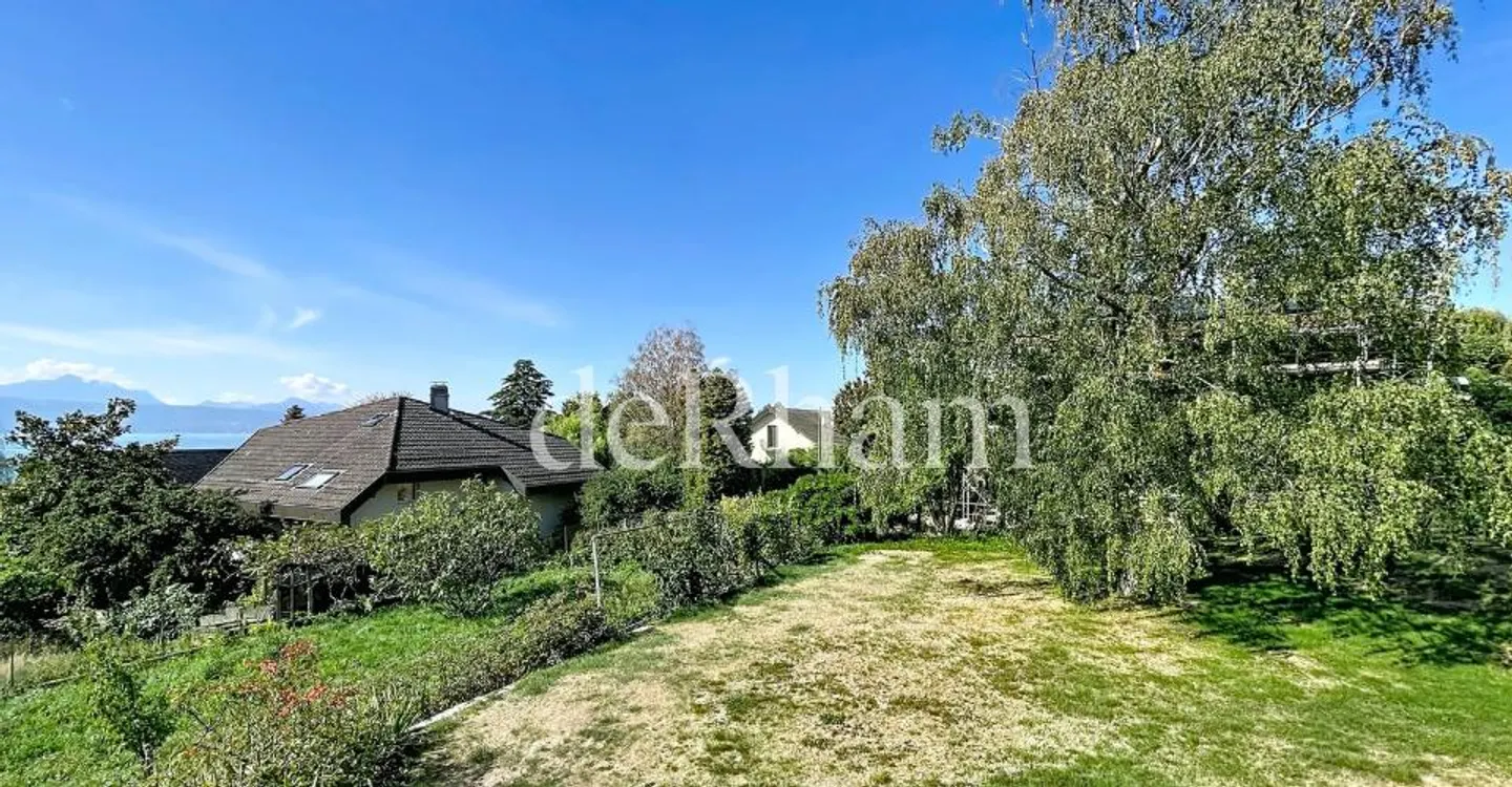 Lutry - superb renovated villa with panoramic lake view! - Photo 9 of 13