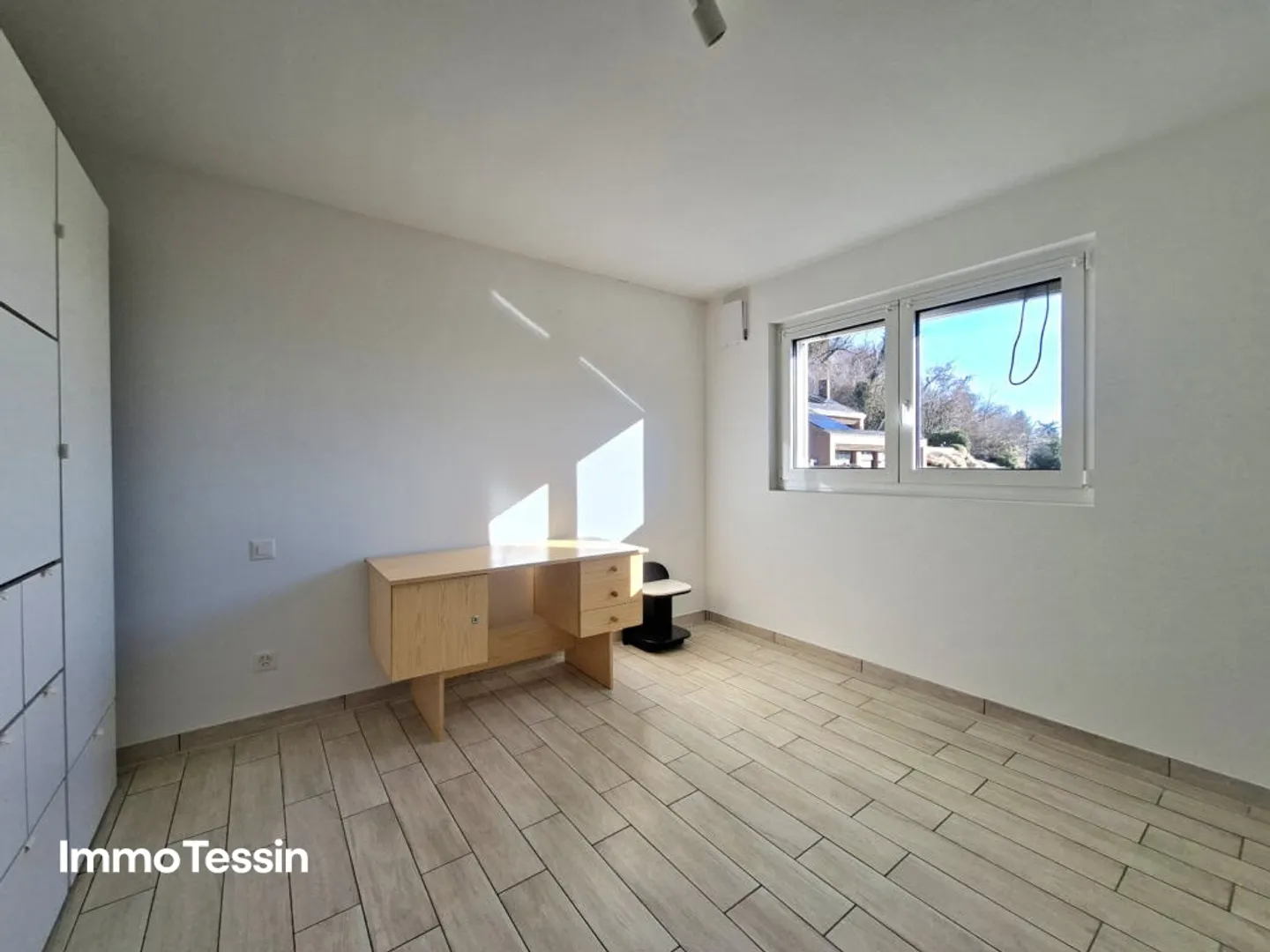 PREZZO TOP: Bellissimo e luminoso appartamento in un piccolo complesso residenziale con sole 4 unità in una posizione tranquilla a Mendrisiotto - Foto 12 di 13