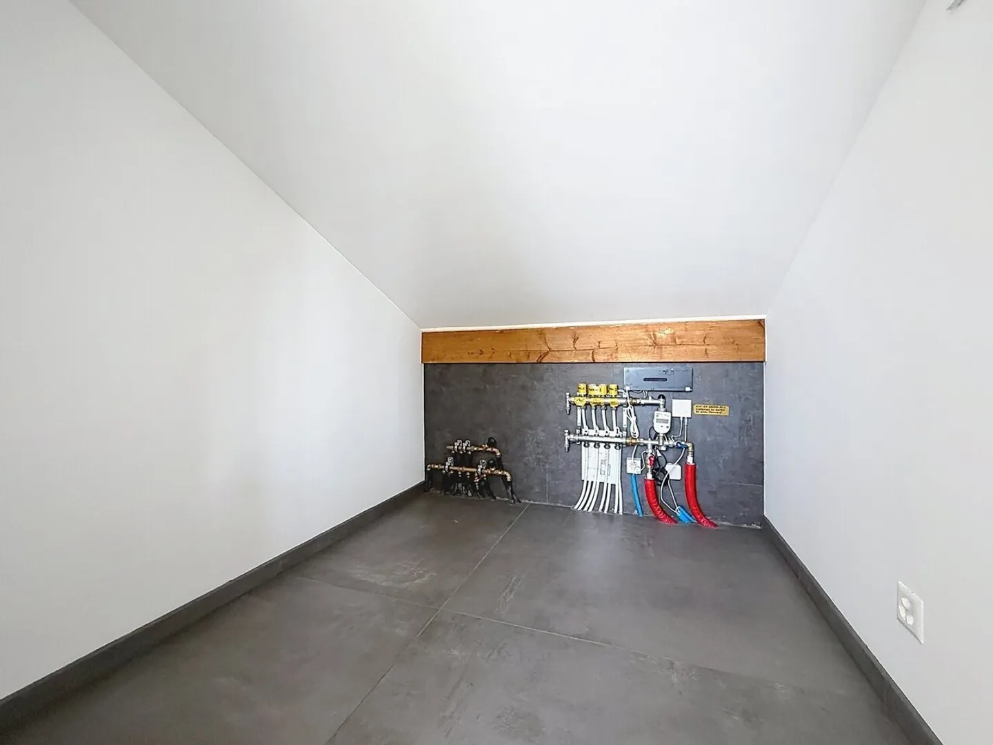 Charmantes Mini-Loft mit Waldblick - Foto 4 von 10