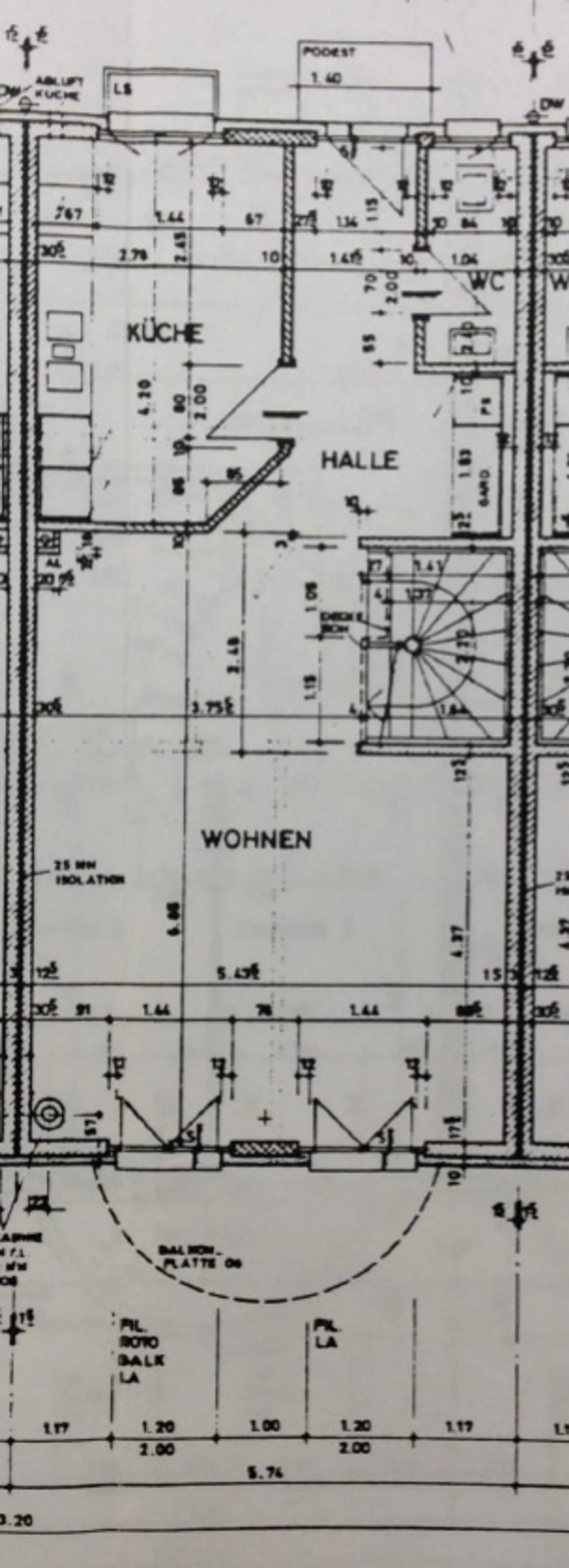 Spacious 5-room adjoining villa with 2 indoor parking spaces - Photo 10 of 12