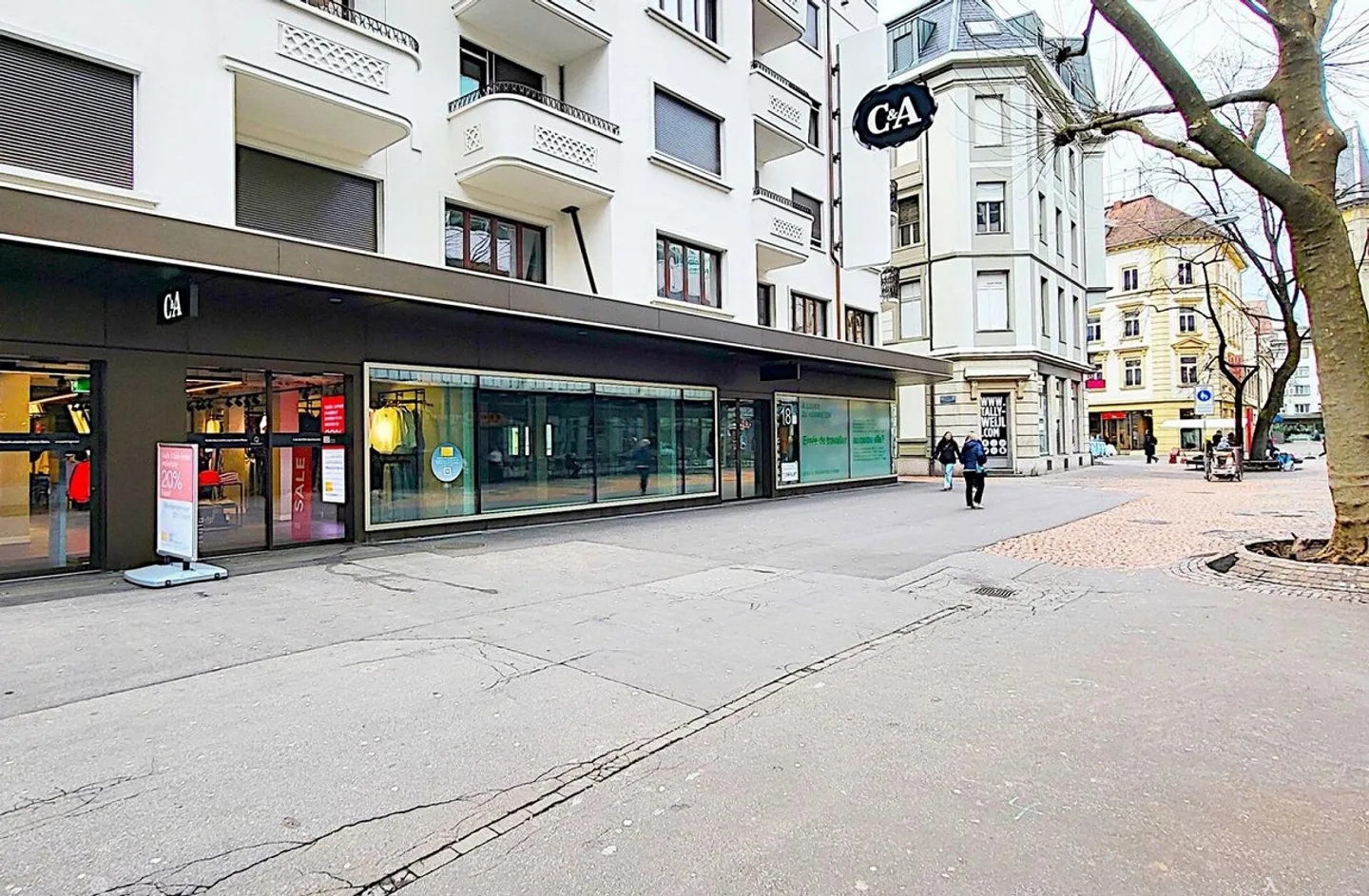 400 m2 di superficie di vendita nel seminterrato con generatore di frequenza al piano terra! - Foto 4 di 13