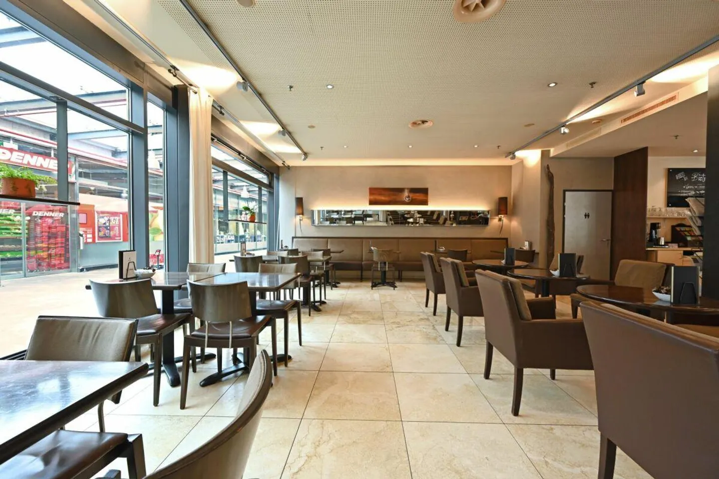 Espace bistro dans un emplacement attrayant au marché de Strättligen à Thun - Photo 3 sur 12