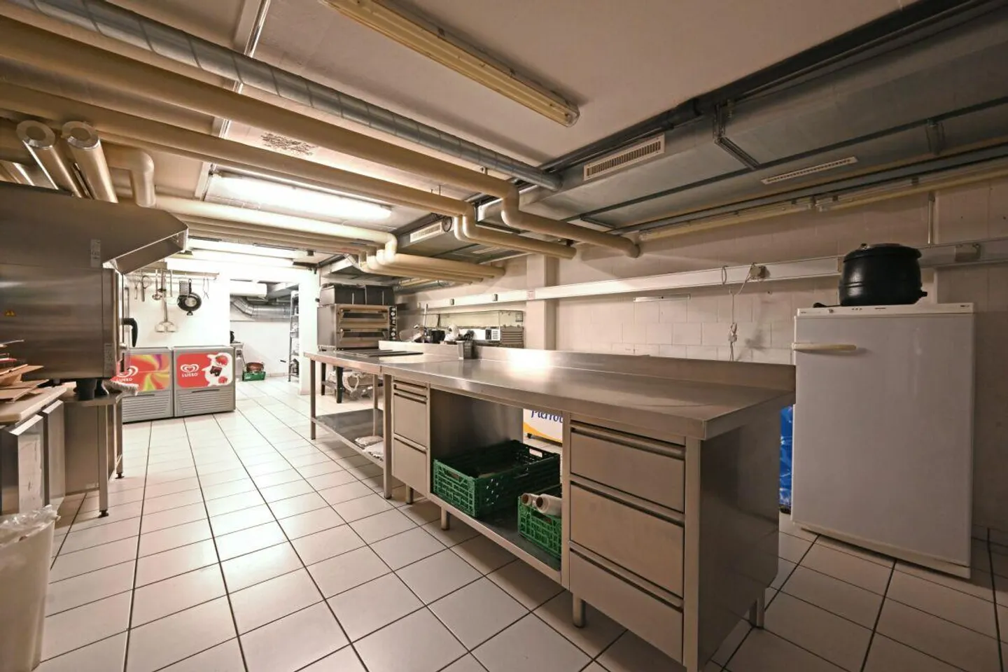 Espace bistro dans un emplacement attrayant au marché de Strättligen à Thun - Photo 5 sur 12