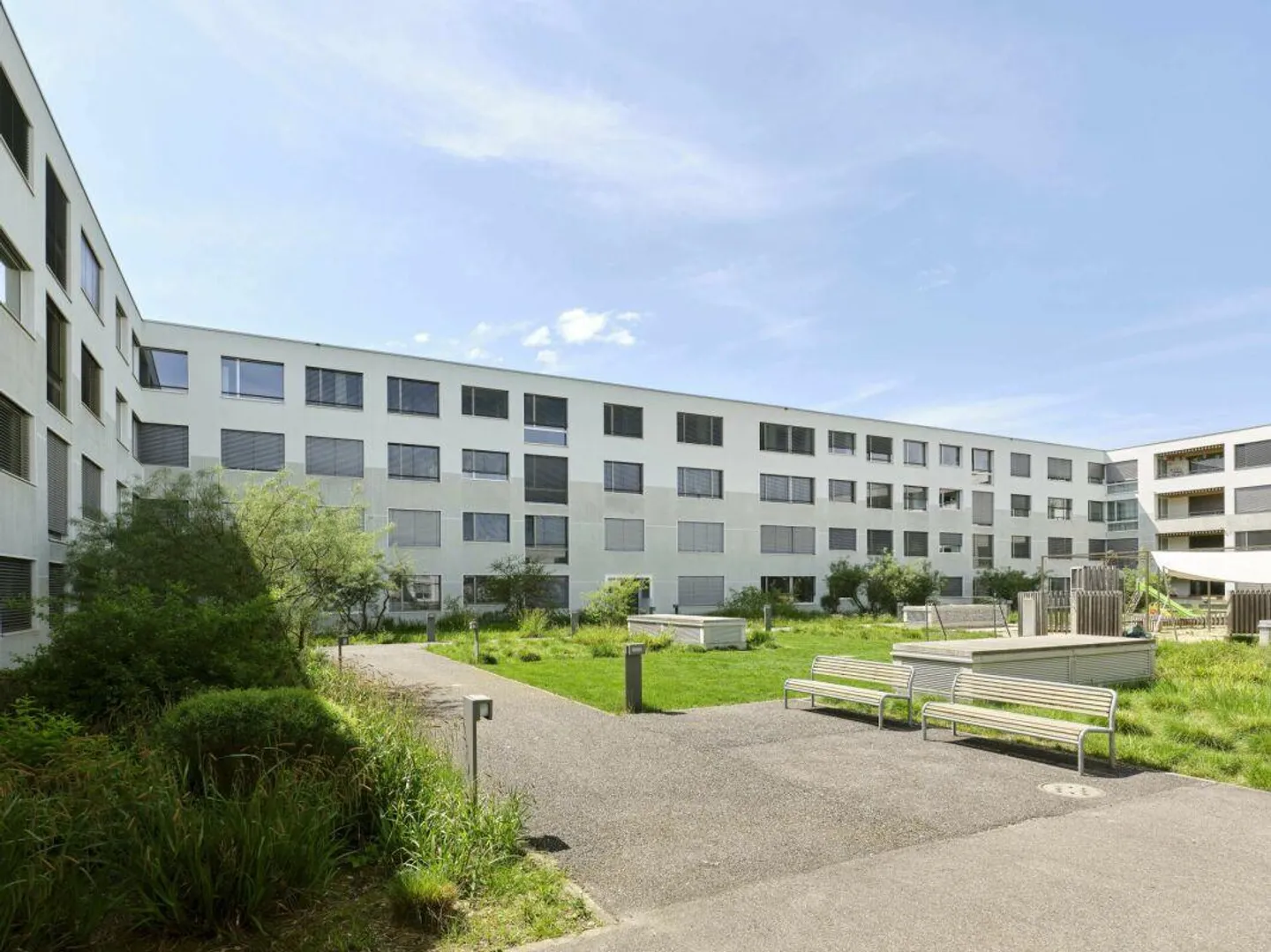 Moderne 2.5-Zimmerwohnung in Bern Brünnen - Foto 1 von 6