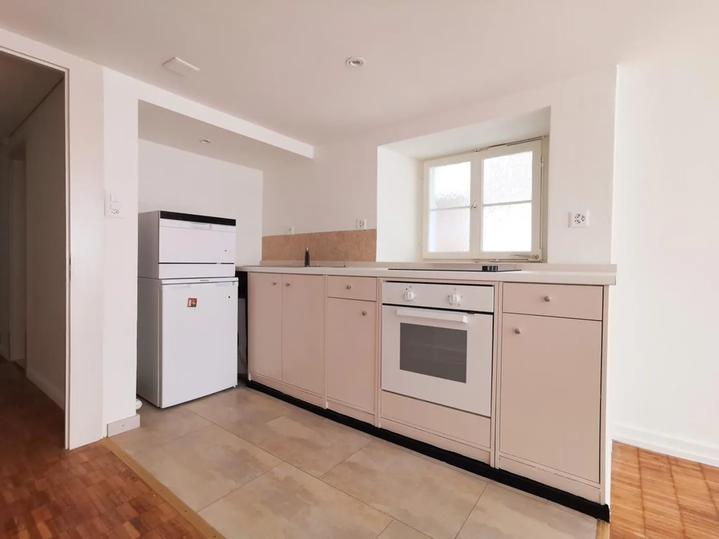 Situé au centre avec connexion naturelle à trois étangs - Photo 2 sur 6