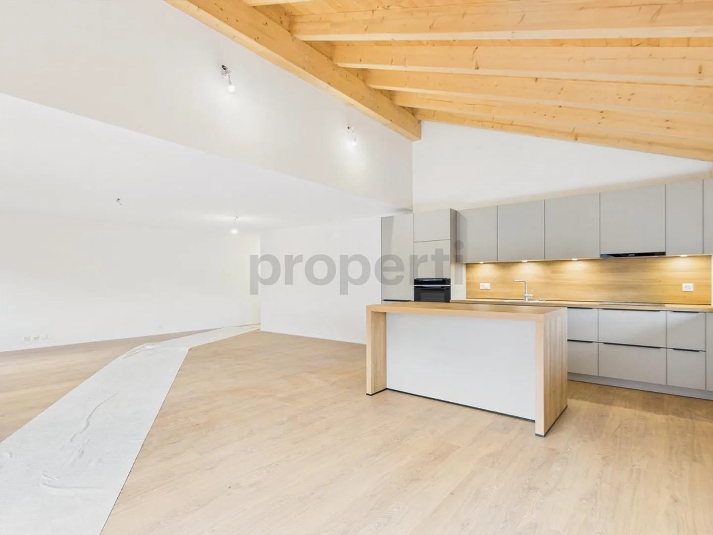 Beautiful 4.5-room new building with breathtaking mountain views - Photo 4 of 10